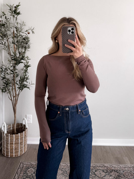 Classic Boat Neck Basic / Mocha