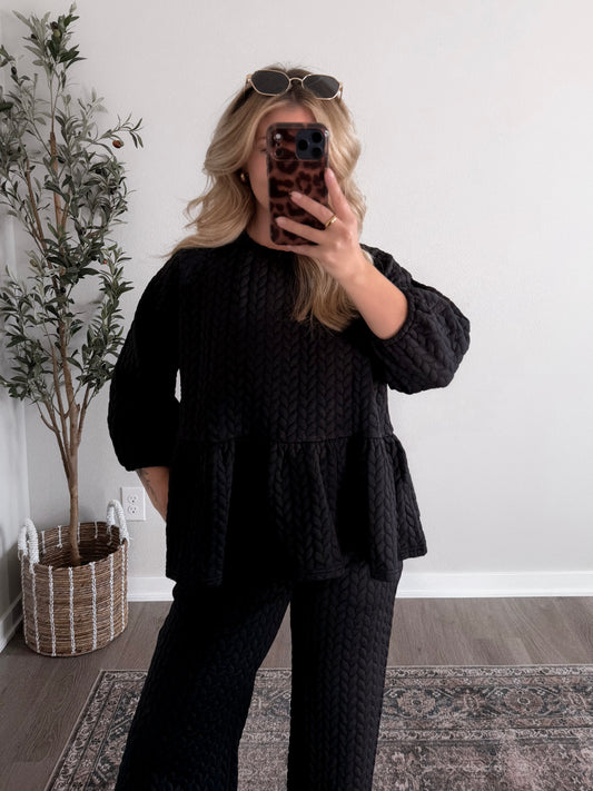 Threadline Quilted Set/ Black