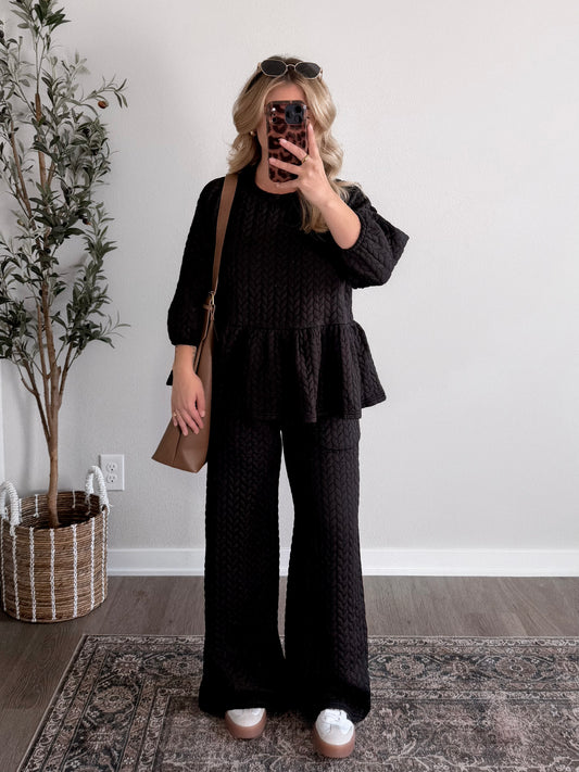 Threadline Quilted Set/ Black