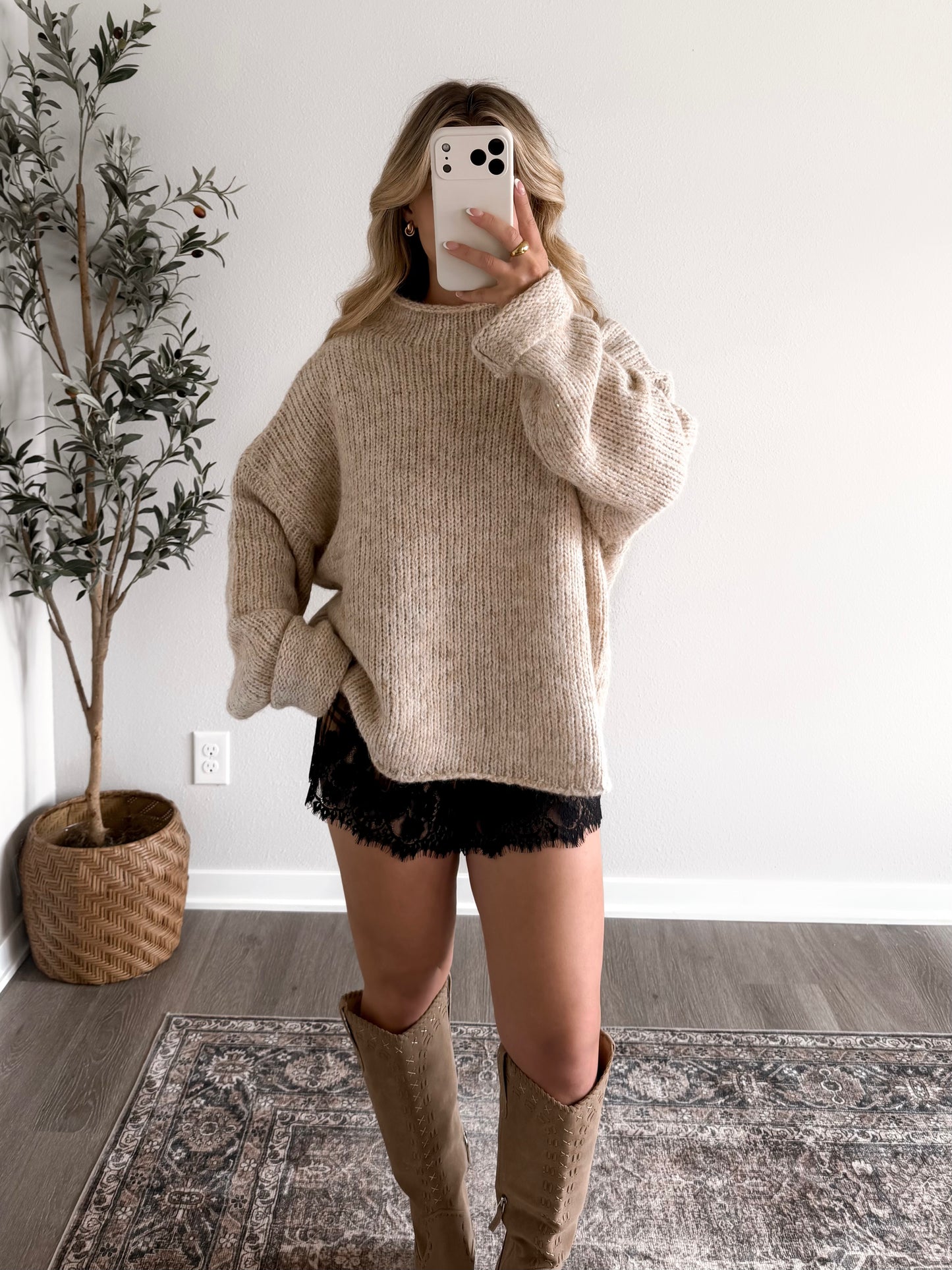Plaid Mood Lace Shorts