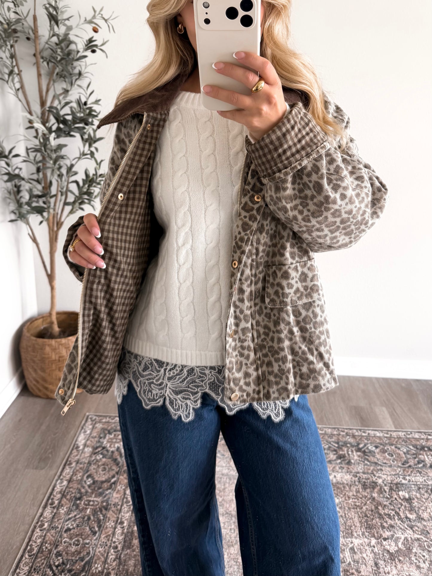 Mountain View Leopard Barn Jacket (Now Late September Restock)
