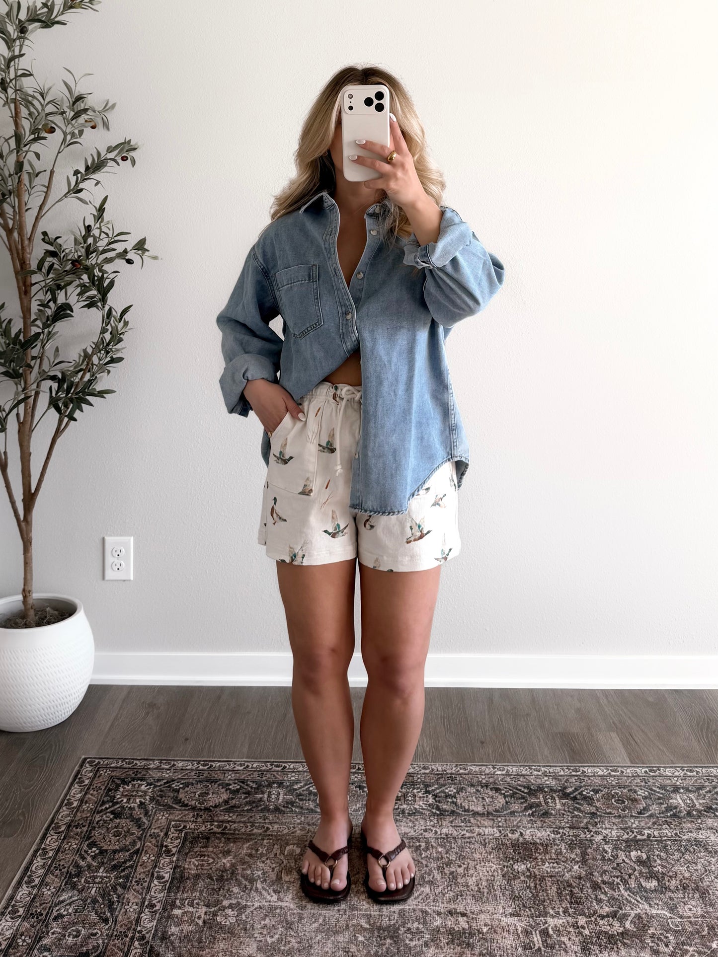 Lake House Duck Shorts