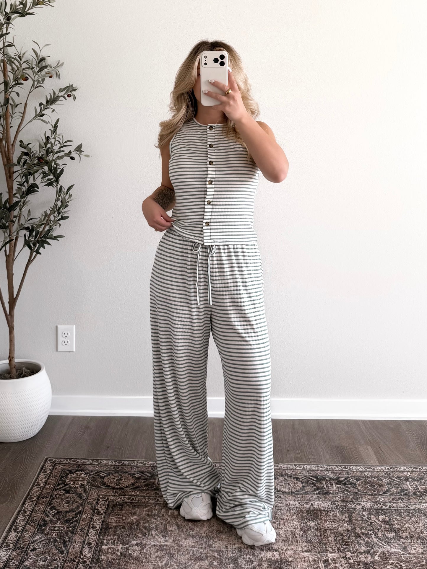 Stripe State Of Mind Pant Set / Sage Final Sale