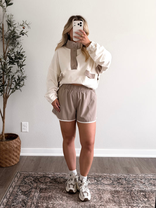 Parkside Athleisure Set / Cream-Taupe