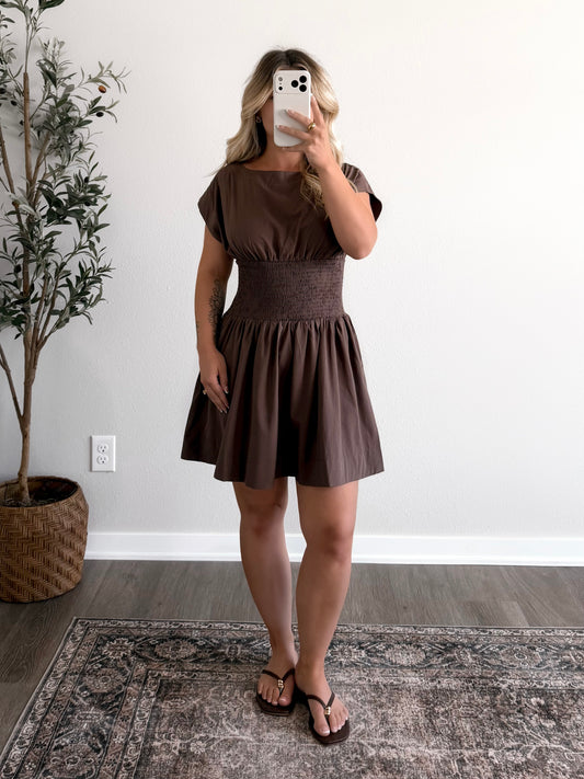 Patio Hour Poplin Dress / Cocoa