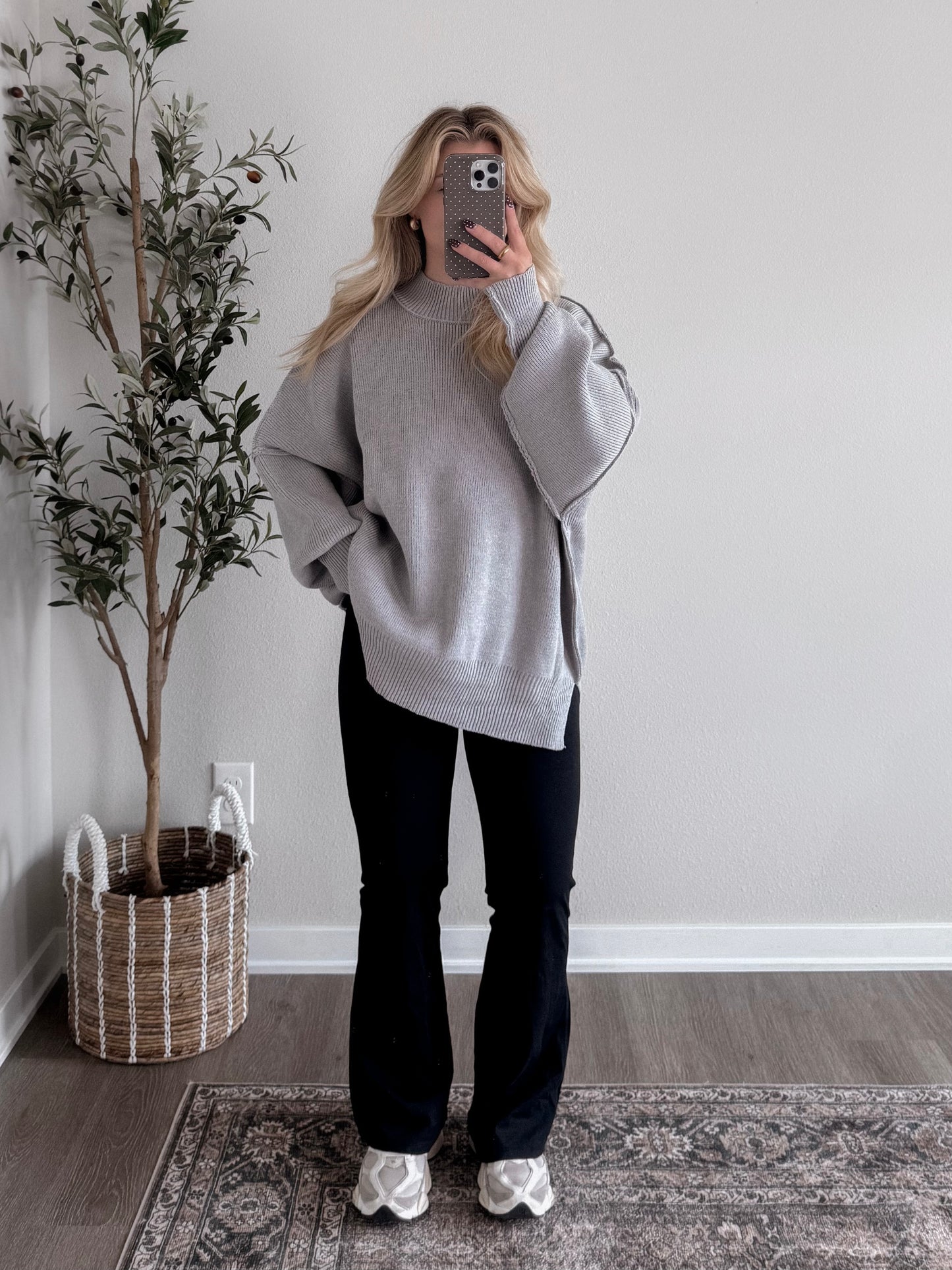 Comfort Ribbed Oversized Sweater / Light Grey