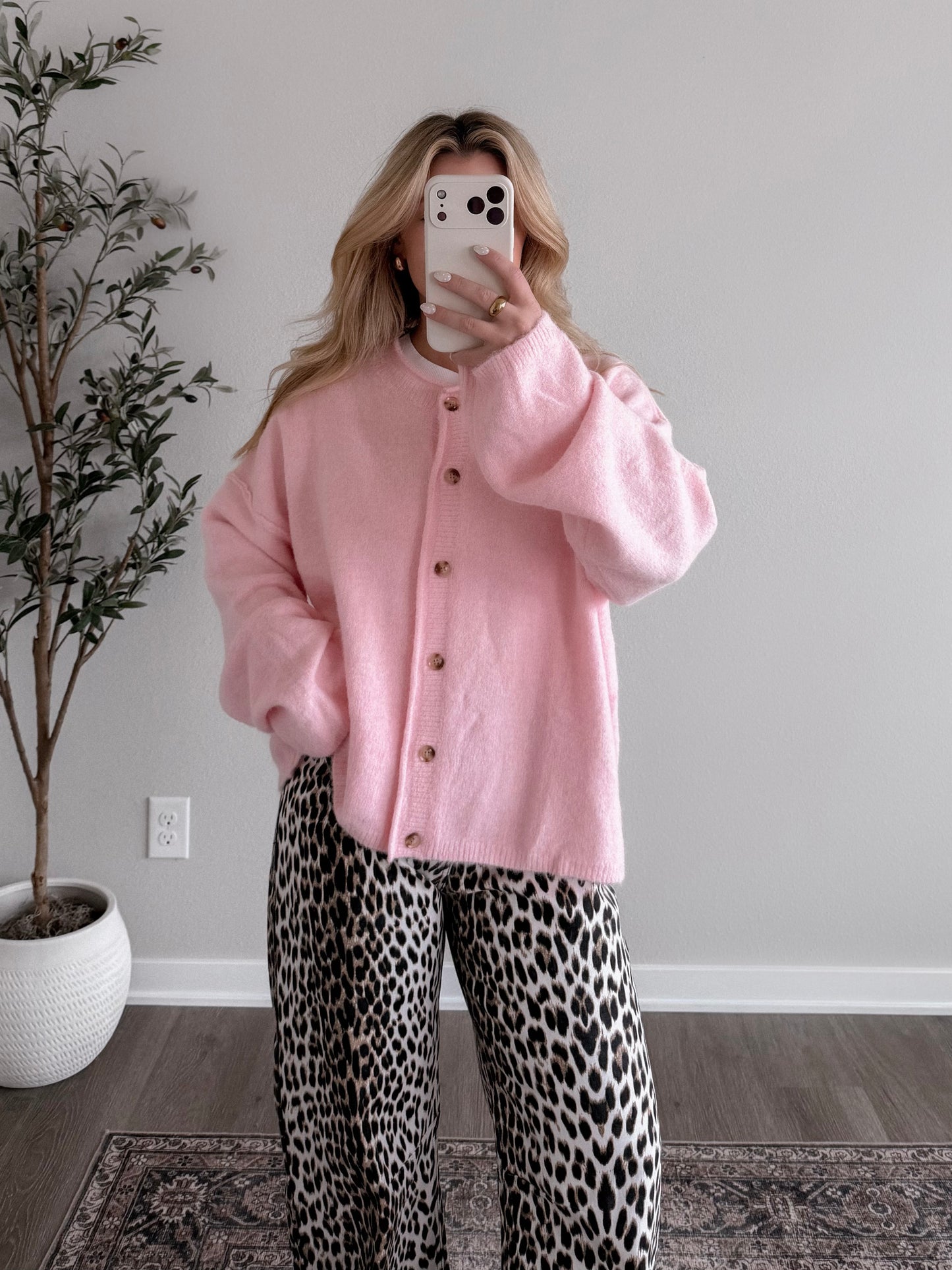 Current Cozy Knit Button Cardigan / Pink