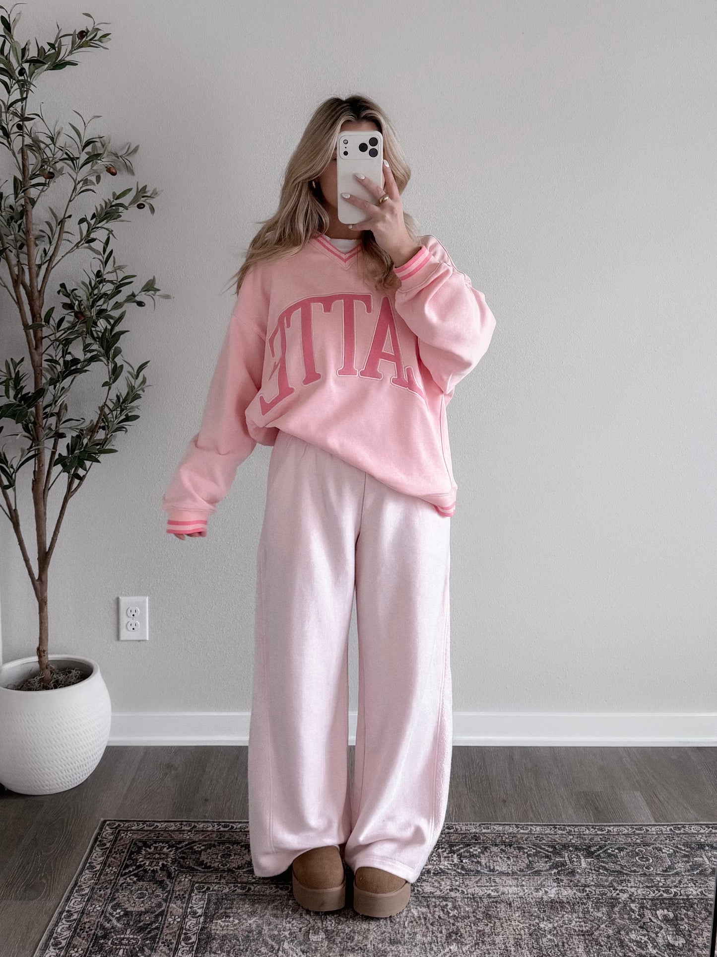 Latte Vintage Pink Pullover (PREORDER: EST SHIP 1.17)