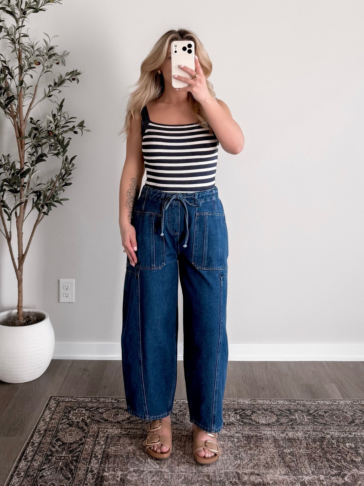Remi Relaxed Barrel Jean (Restocking 2.16)