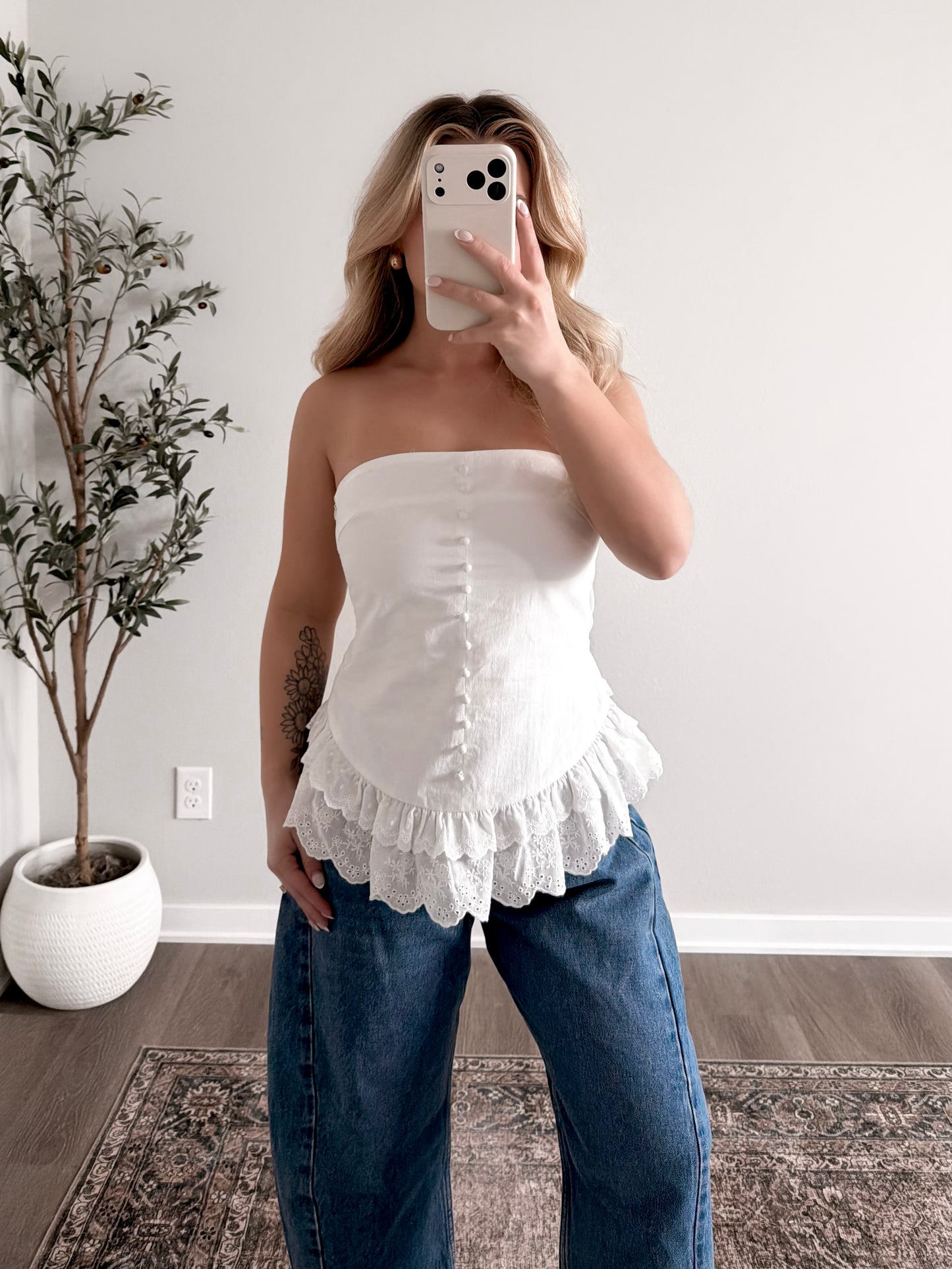 Timeless Gal Strapless Top