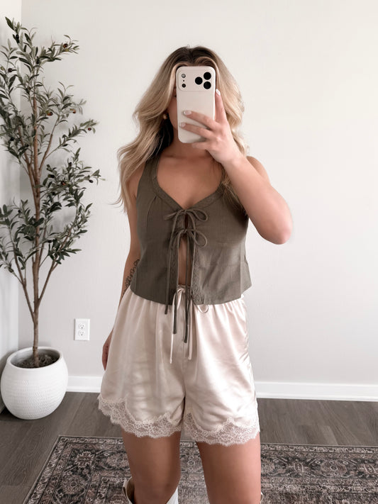 Fallen Front Tie Top / Olive