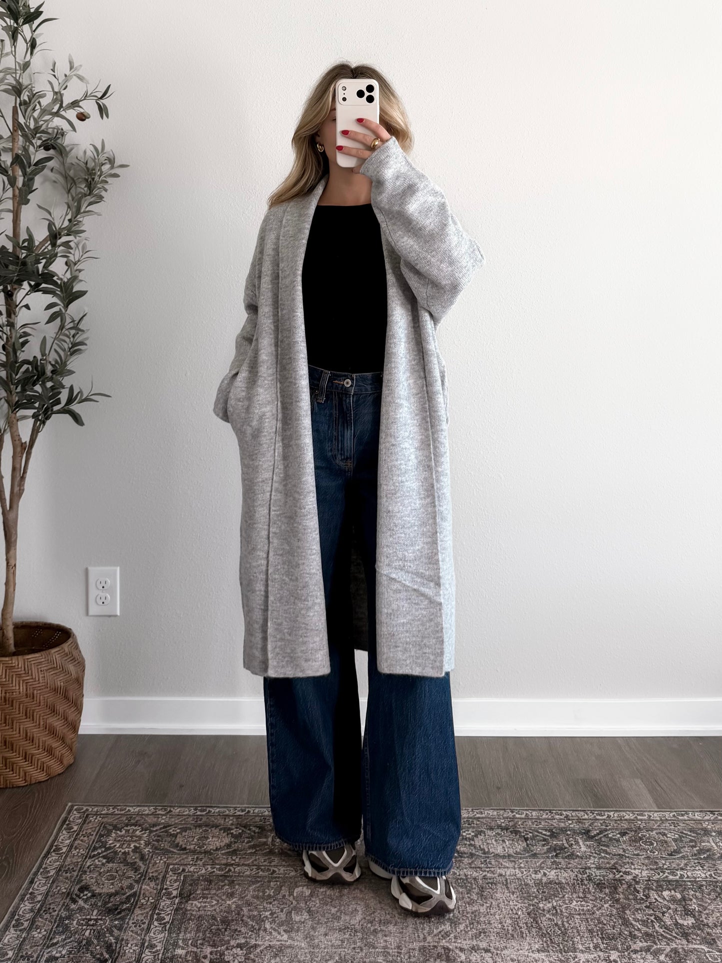 Reading Weather Knit Cardigan / Grey