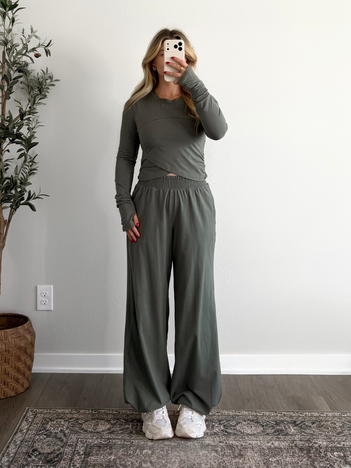 Errand Run Crossover Set / Fern Olive