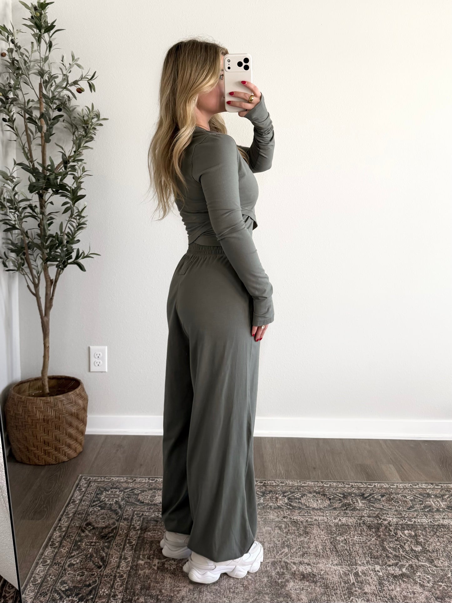 Errand Run Crossover Set / Fern Olive