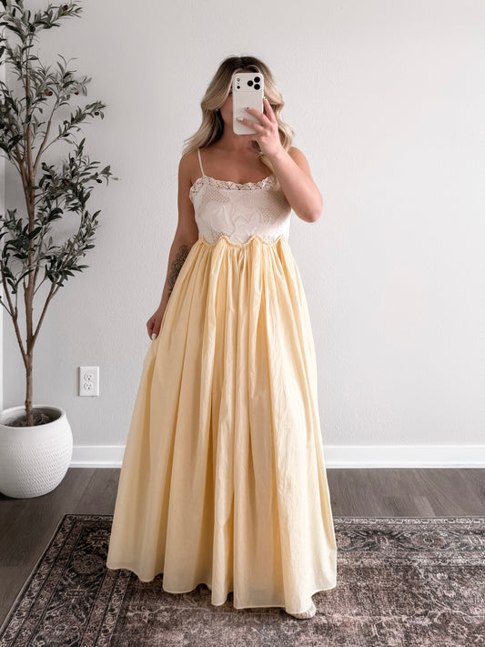 Lemora Lace Maxi Dress