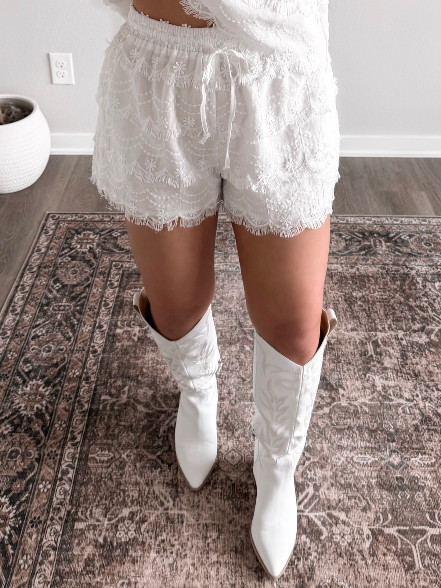Ivora Embroidered Tassel Short Set