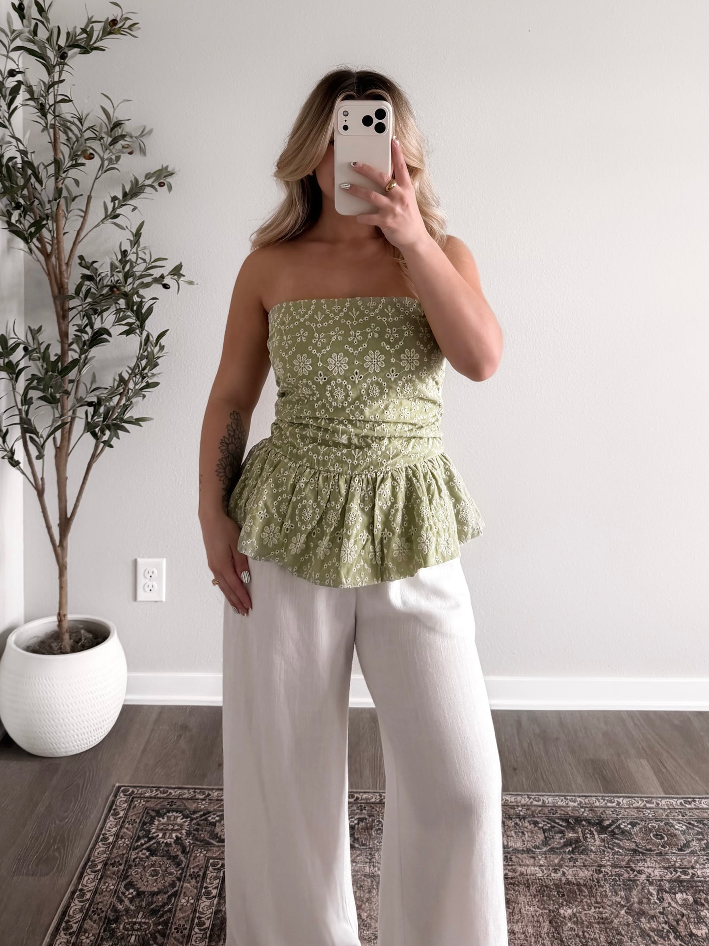 Camellia Eyelet Strapless Top