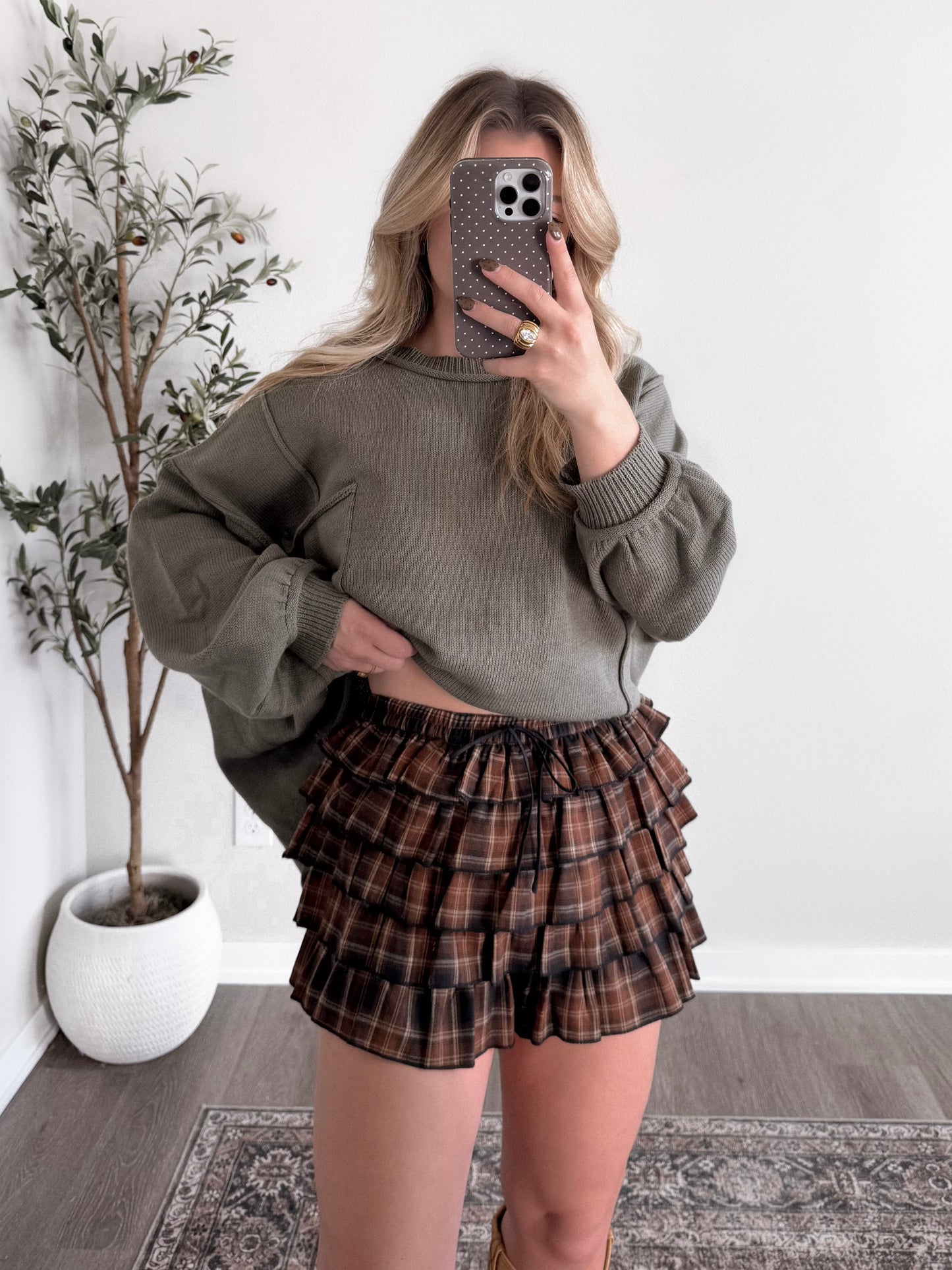 Brownstone Plaid Ruffle Short (PREORDER: EST SHIP 11.21)