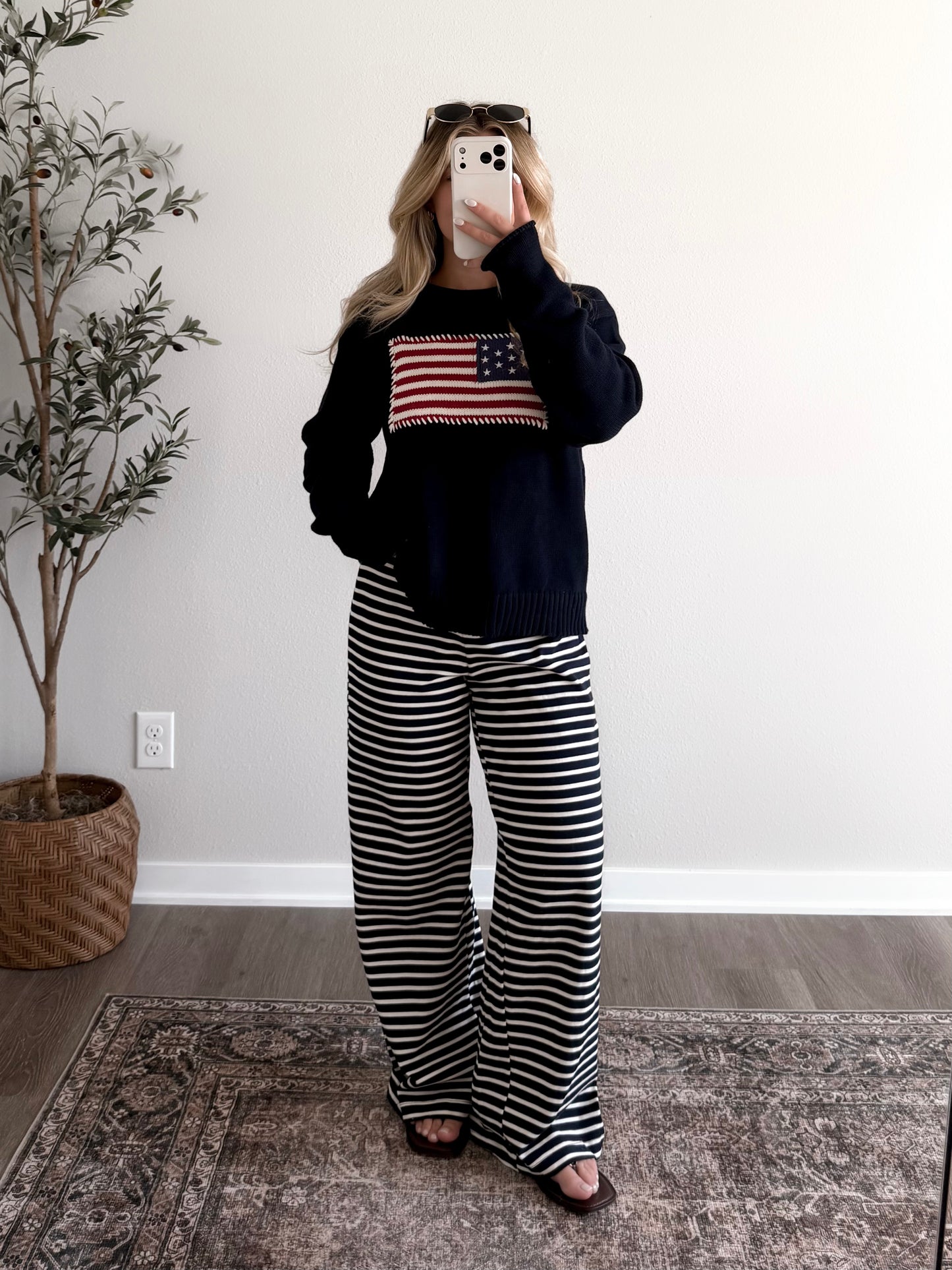 Vintage American Flag Sweater / Navy