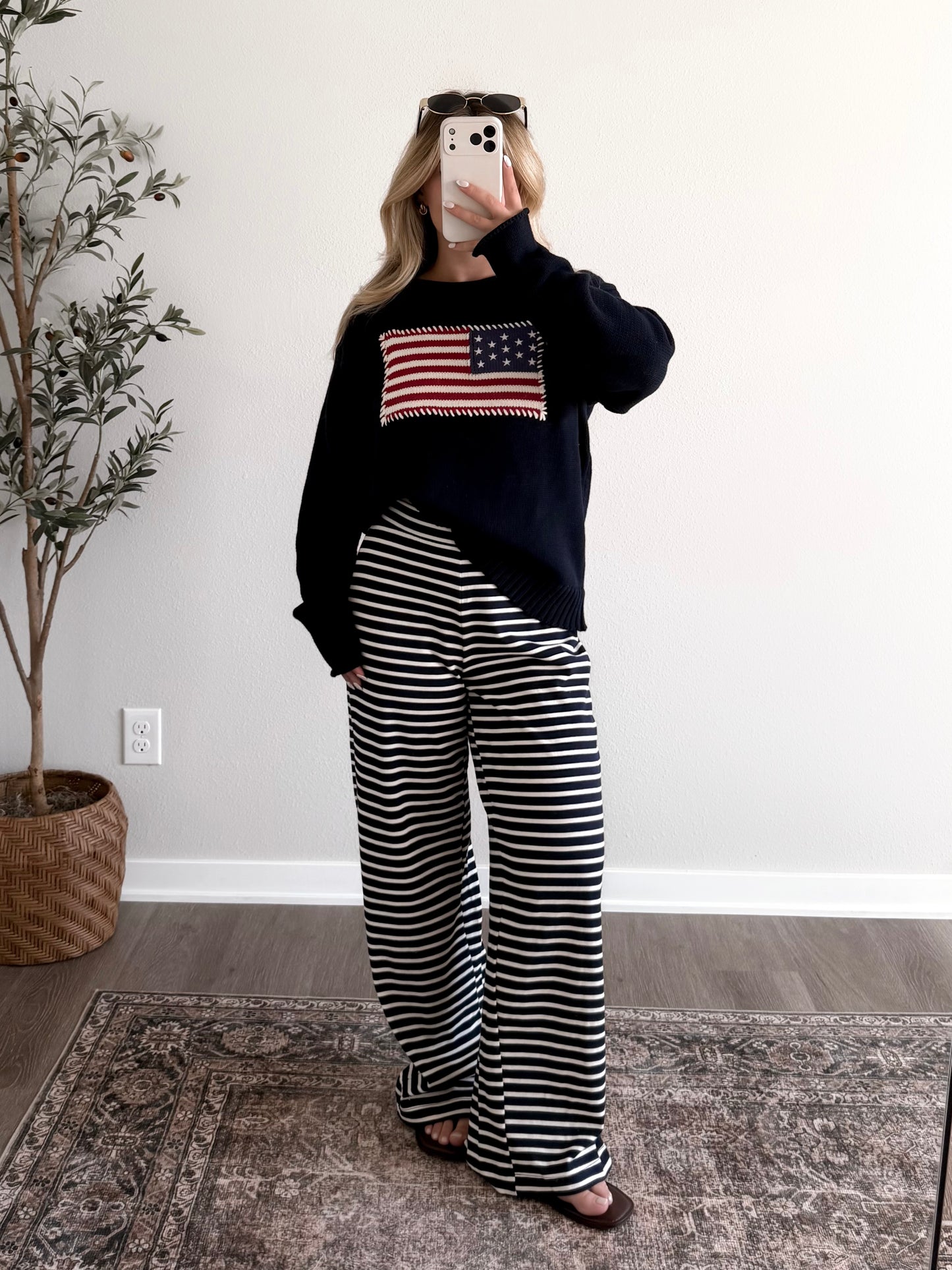 Vintage American Flag Sweater / Navy