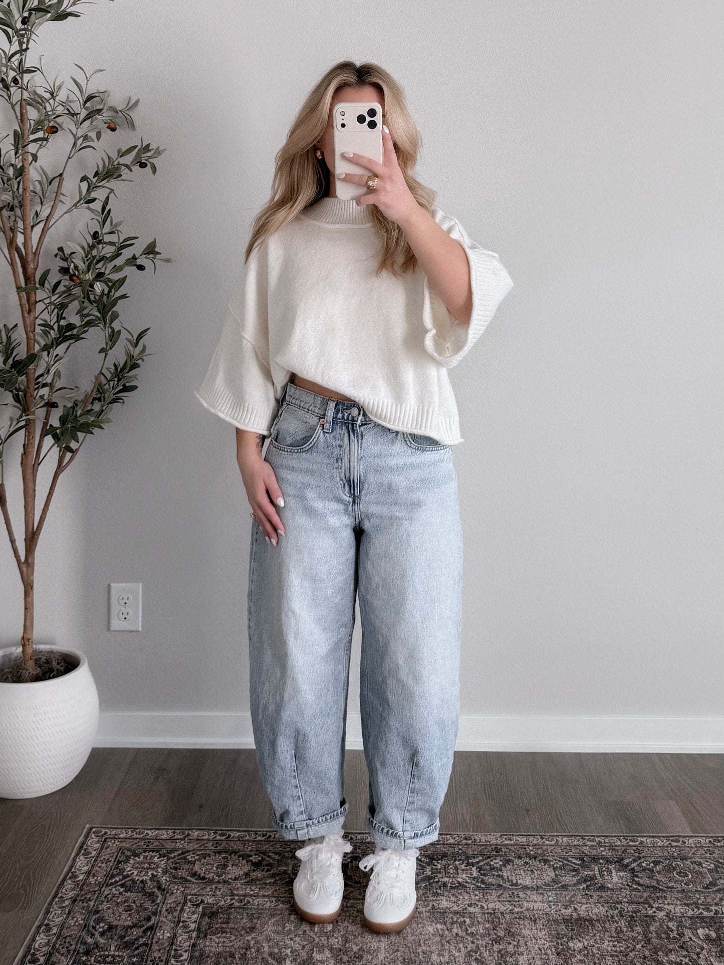 Dewdrop Knit Sweater / Cream