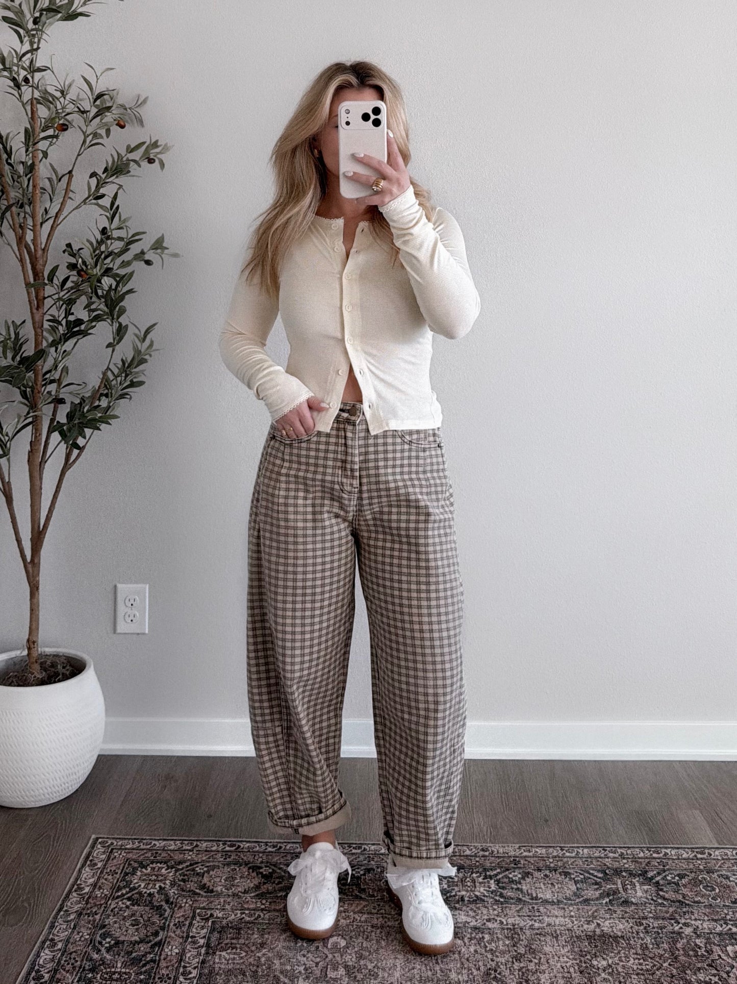 Simple Button Top / Butter Yellow