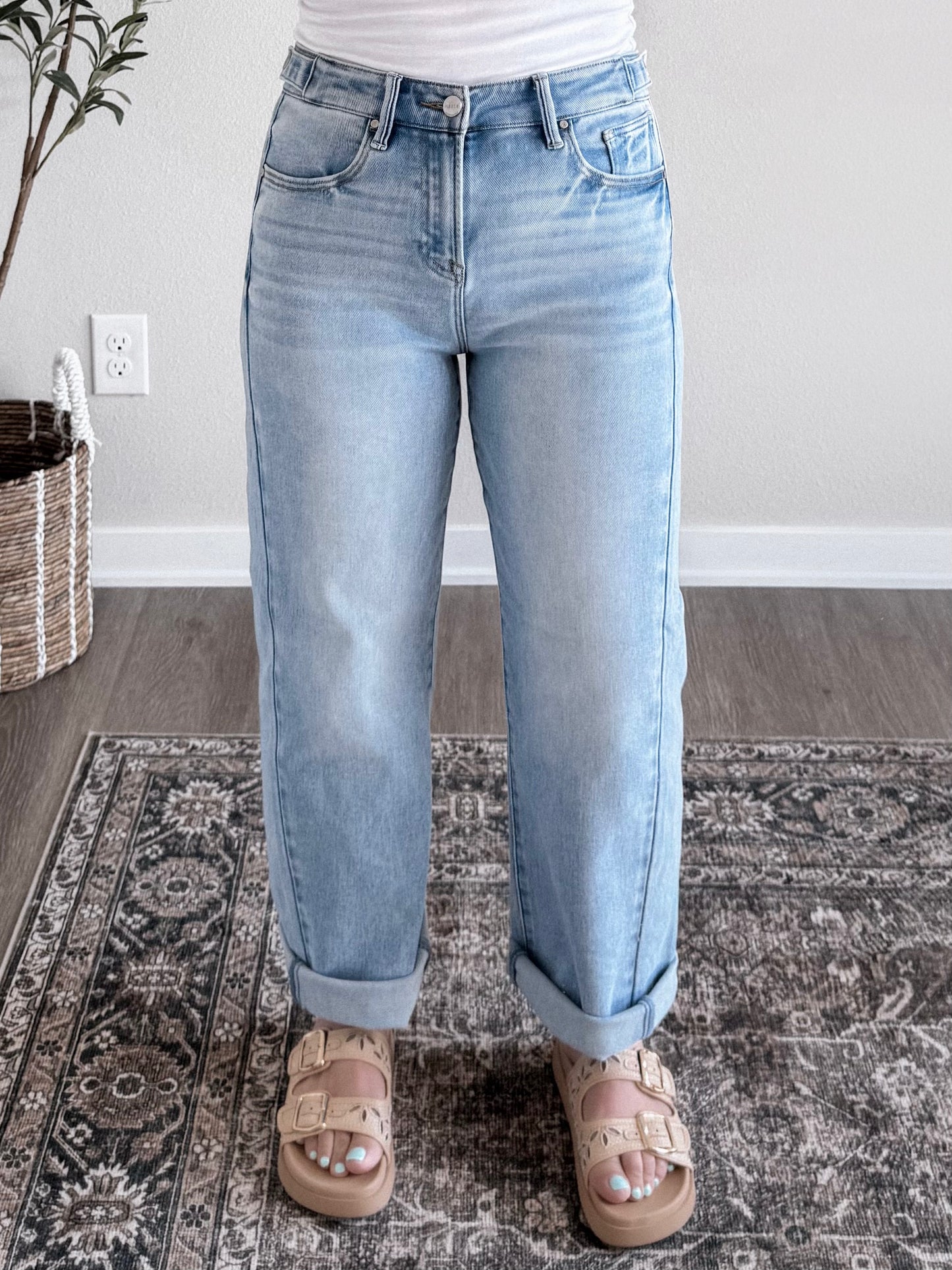 Bev High Waisted Barrel Jean