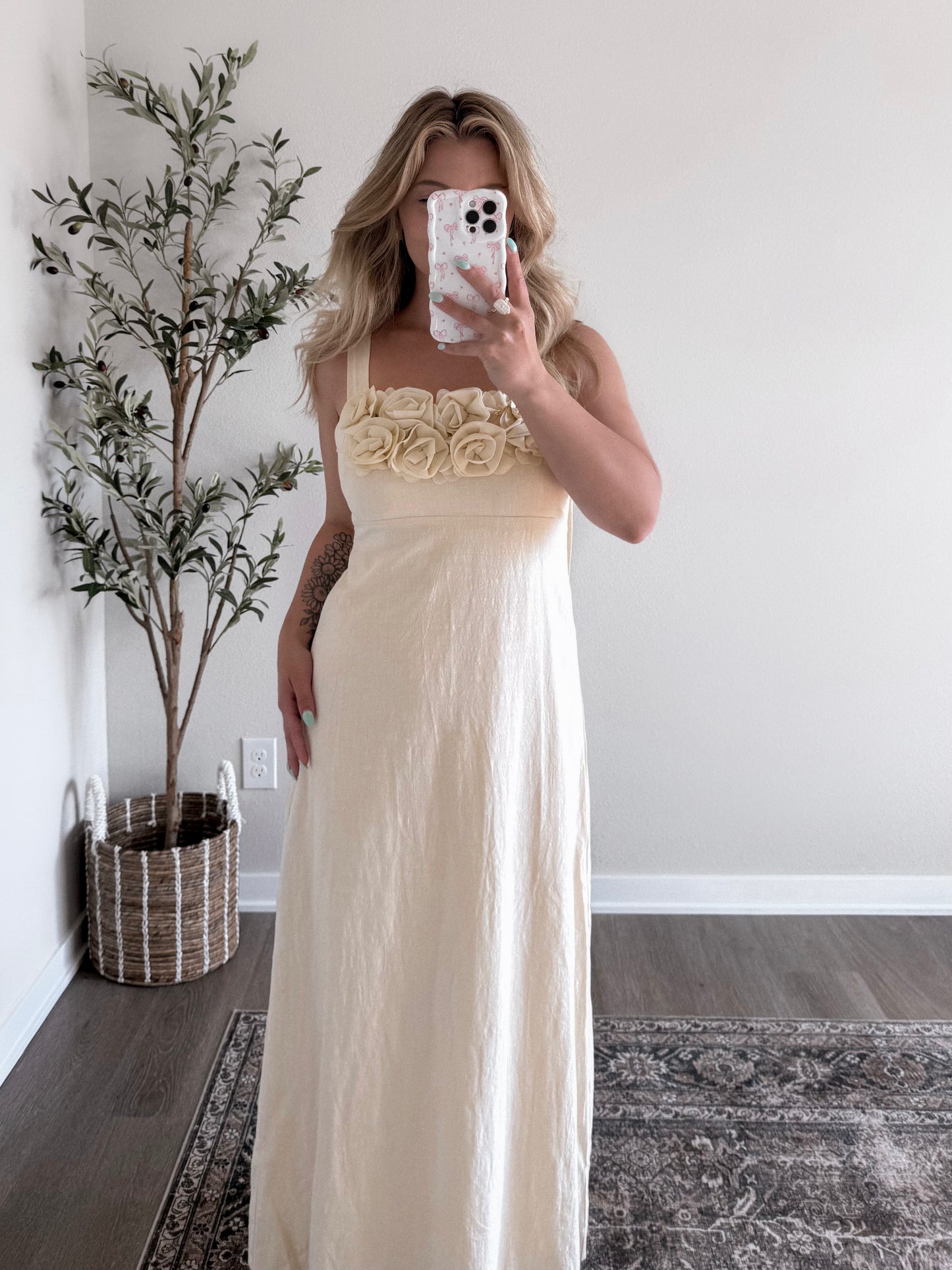 Bundle Of Roses Maxi Dress / Butter