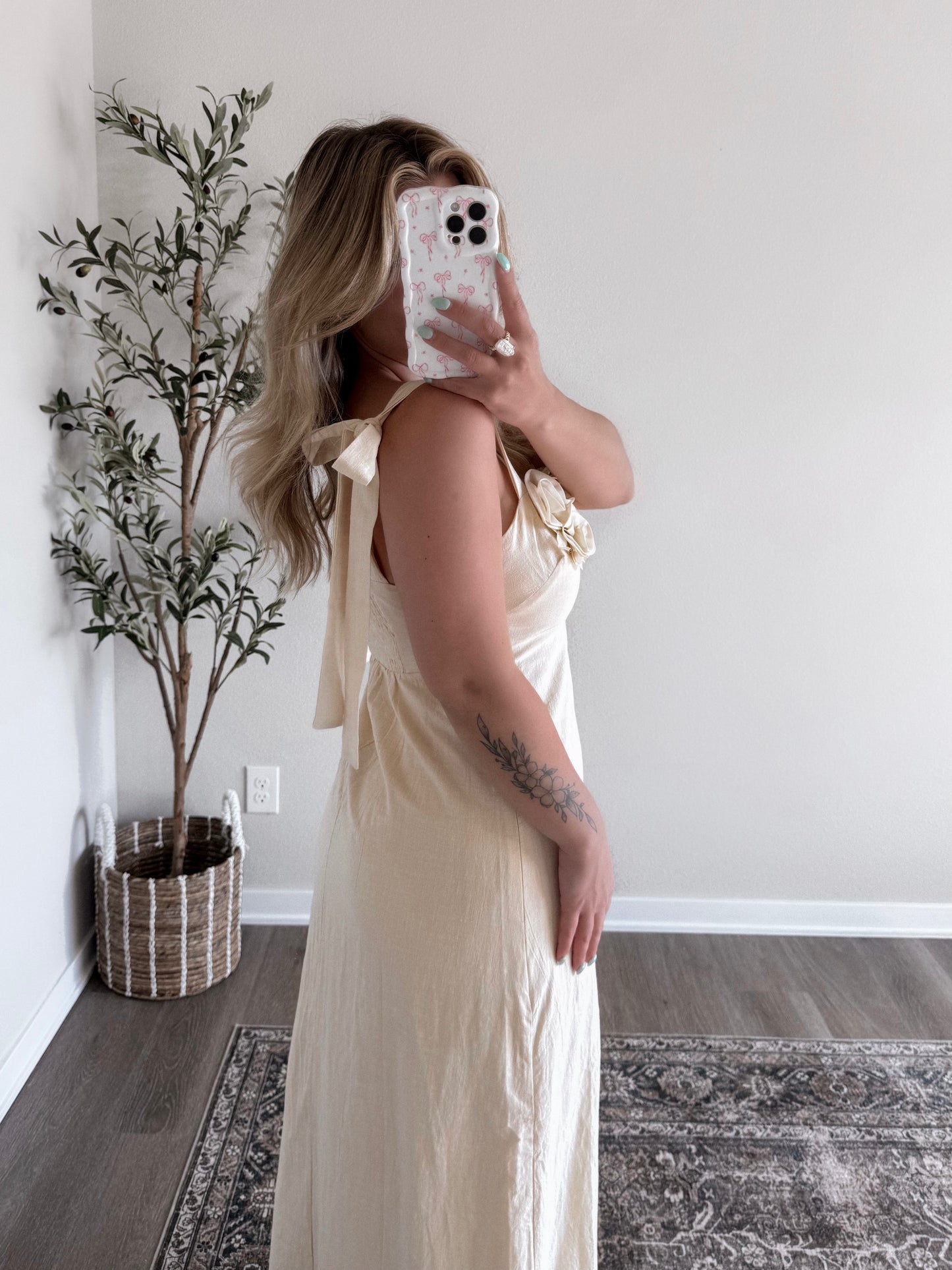 Bundle Of Roses Maxi Dress / Butter