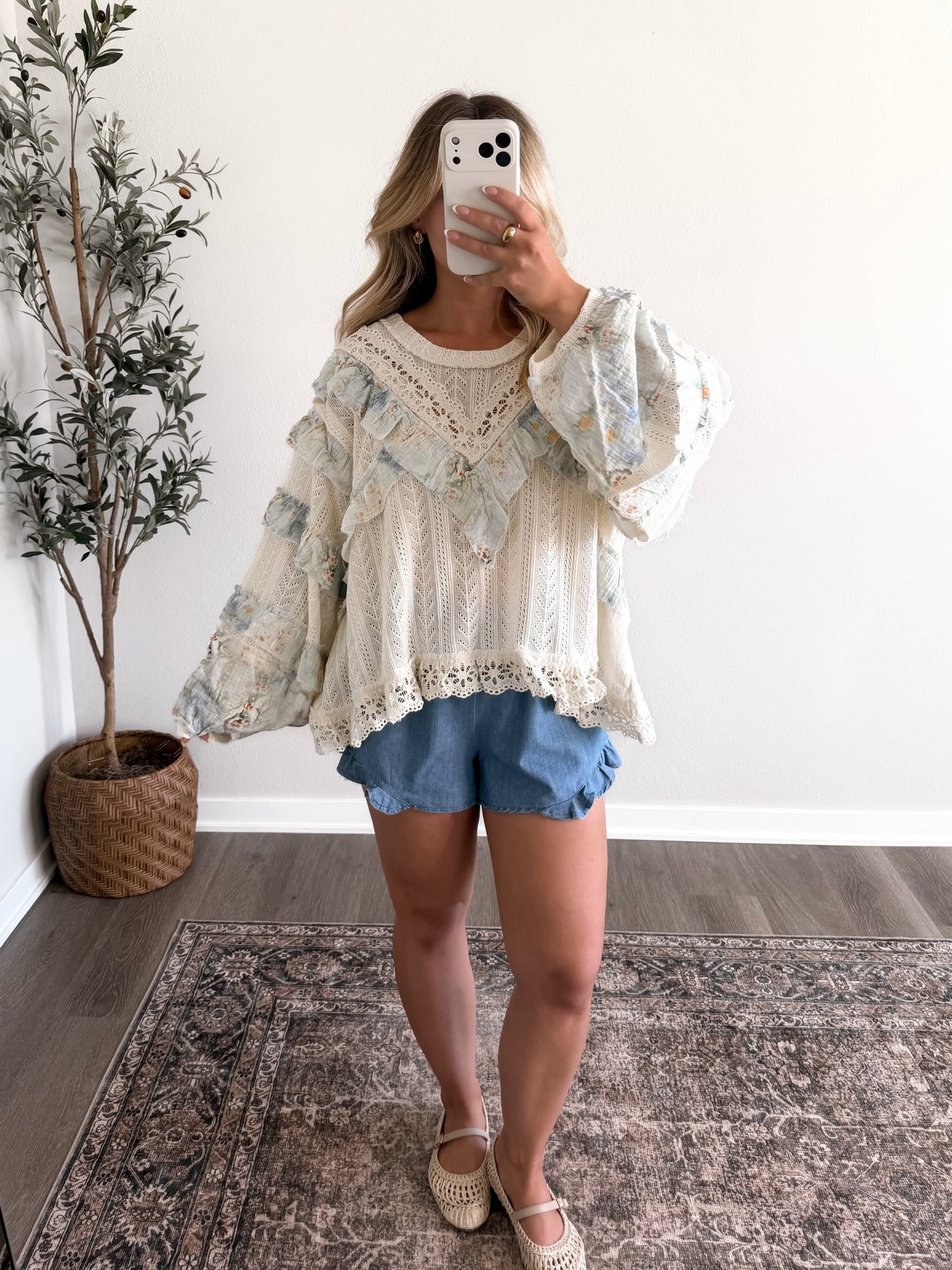 Sweet Soul Eyelet Top / Cream