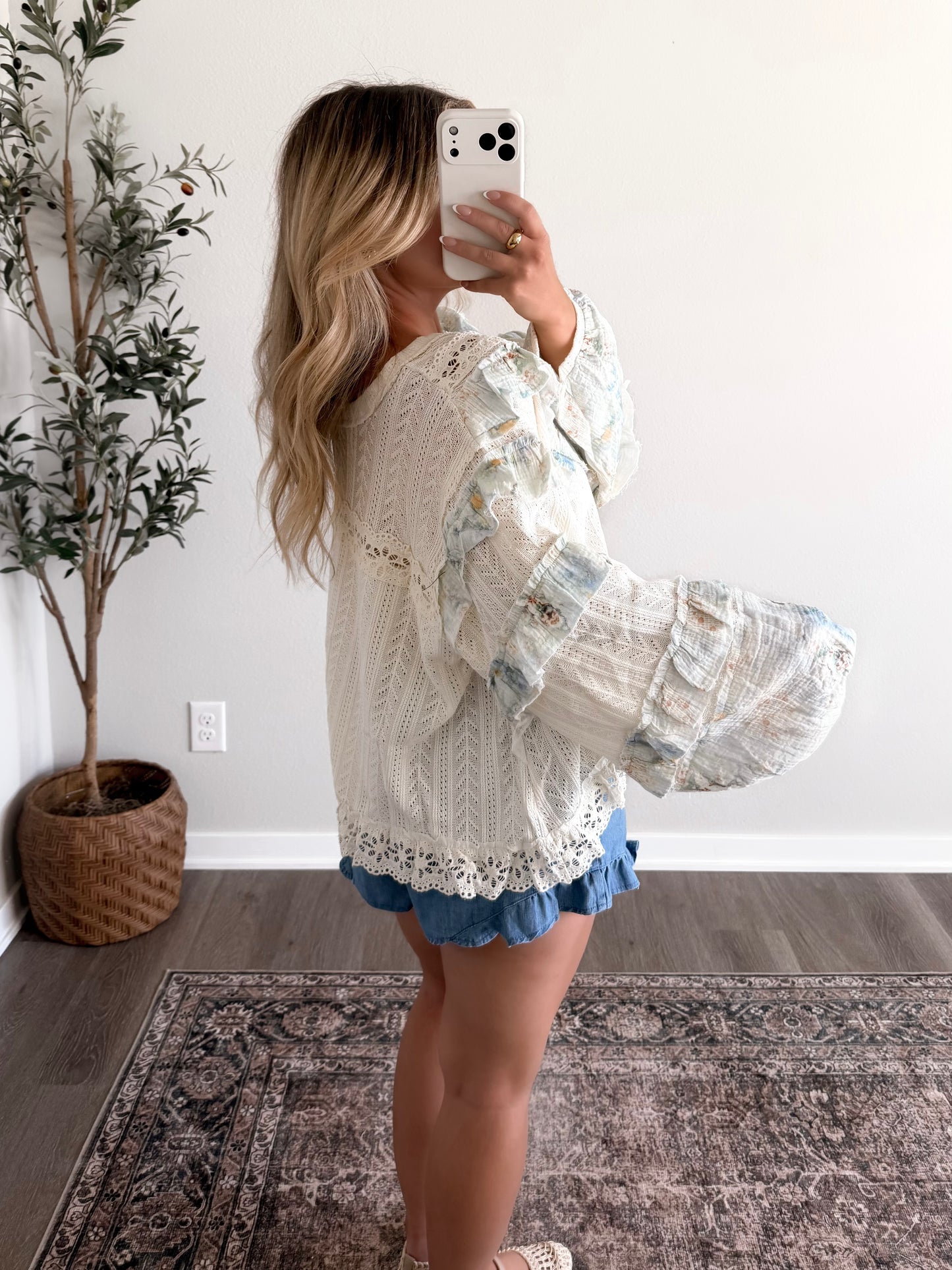 Sweet Soul Eyelet Top / Cream