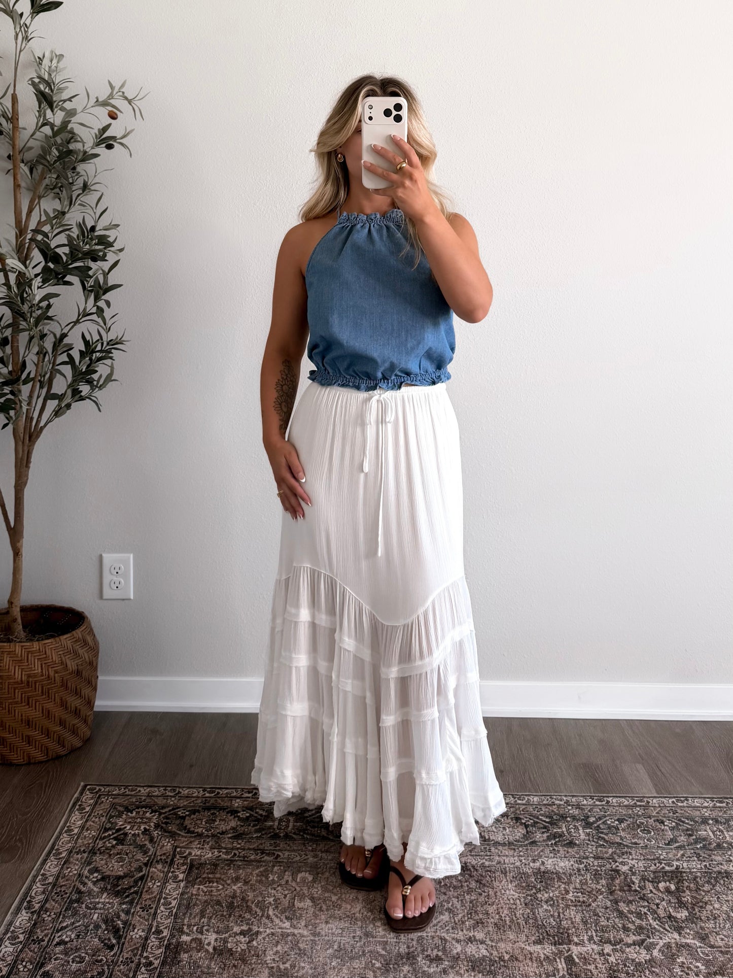 Evermore Tiered Midi Skirt / White