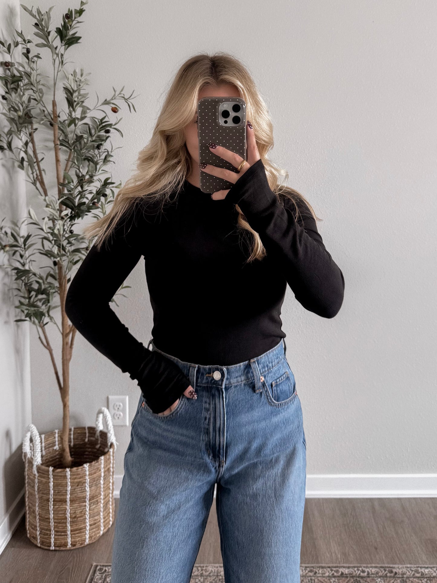 Classic Ribbed Long Sleeve / Black