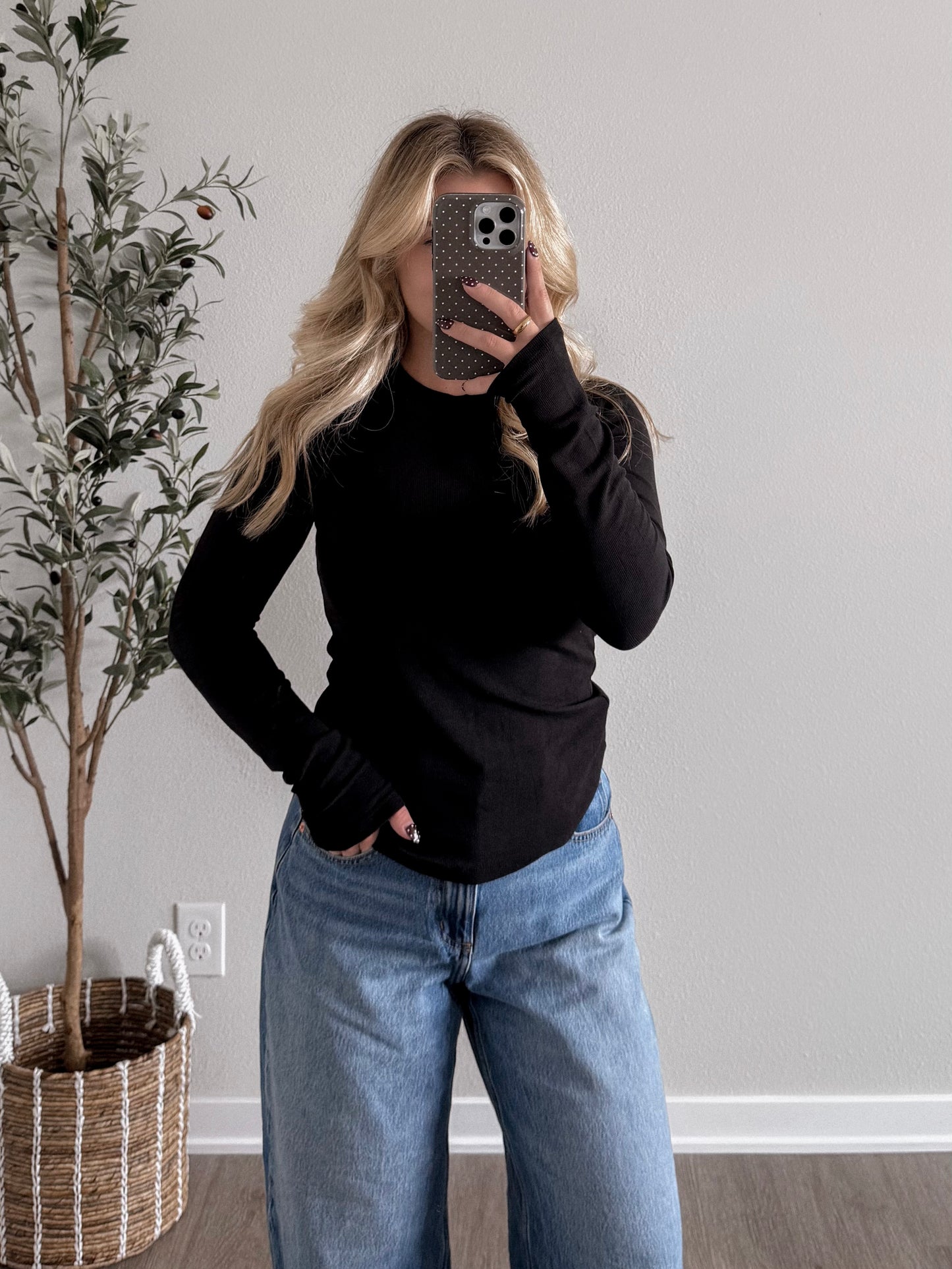 Classic Ribbed Long Sleeve / Black