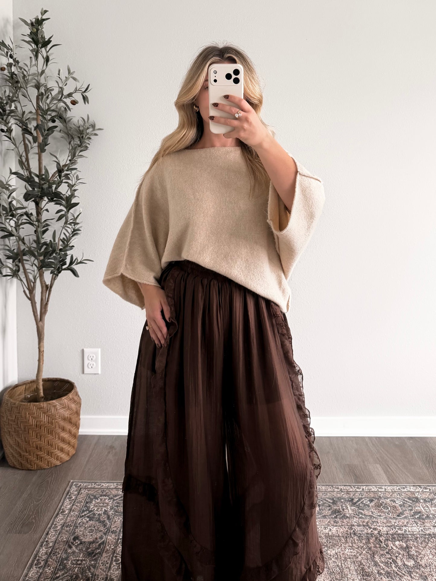 Fall Mode Soft Knit Sweater