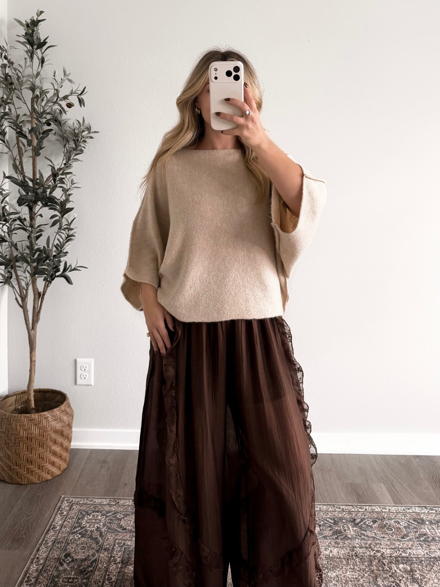 Fall Mode Soft Knit Sweater