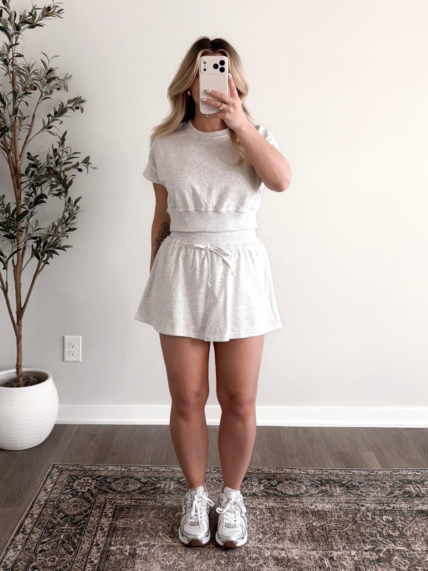 Afternoon Walk Skort Set / Lt Grey