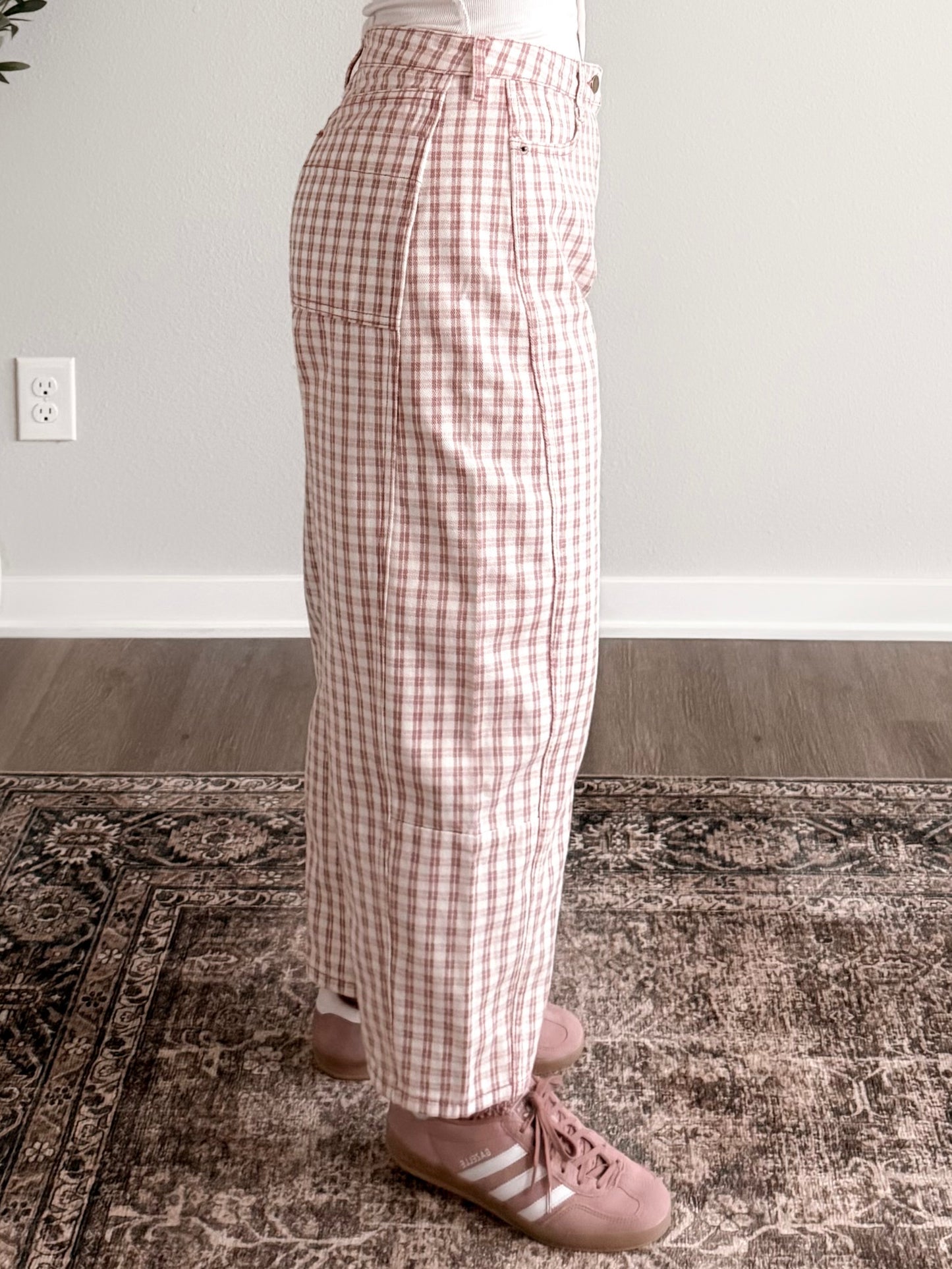 Gridlock Check Print Barrel Pant / Pink