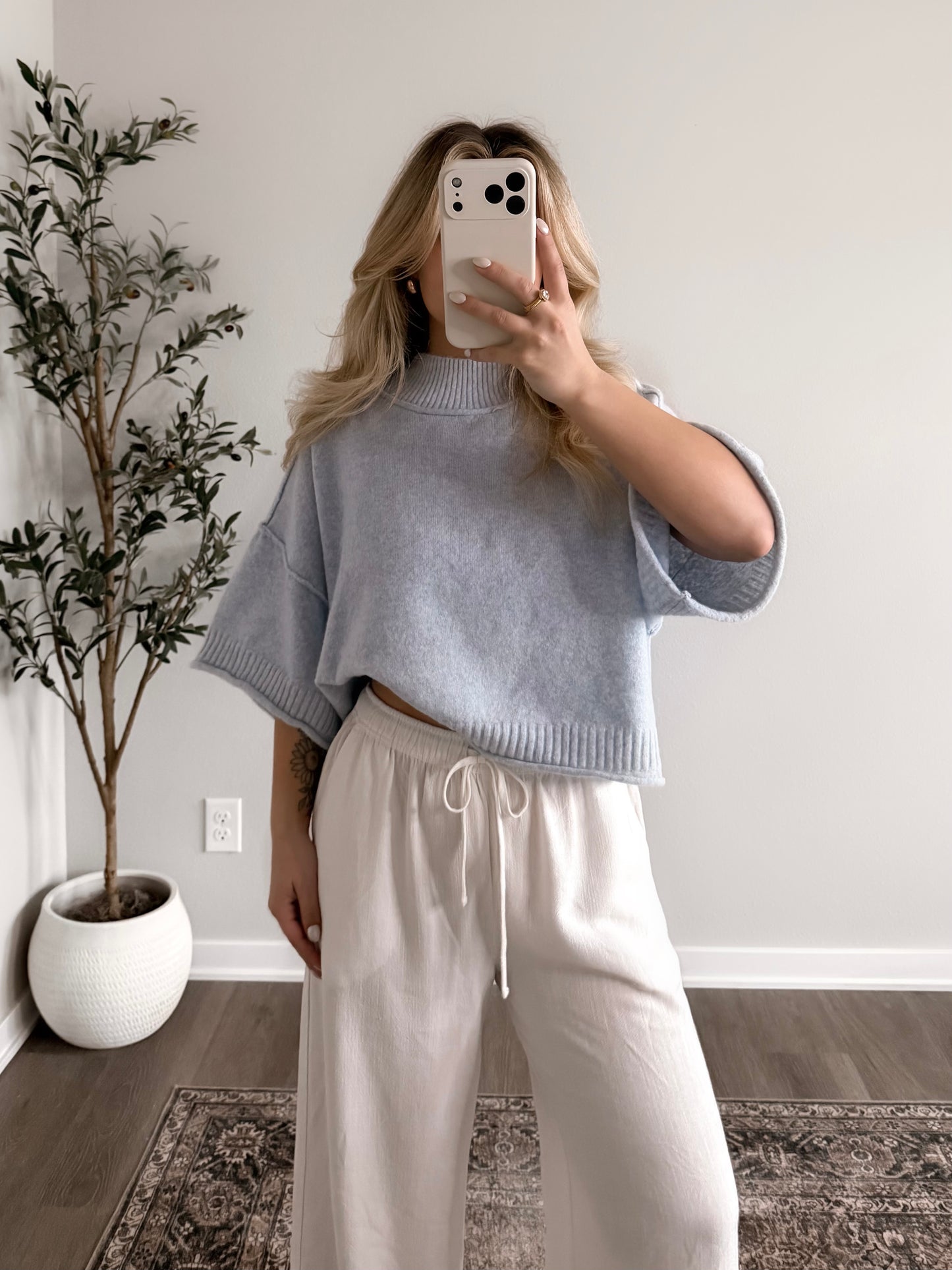 Dewdrop Knit Sweater / Pastel Blue