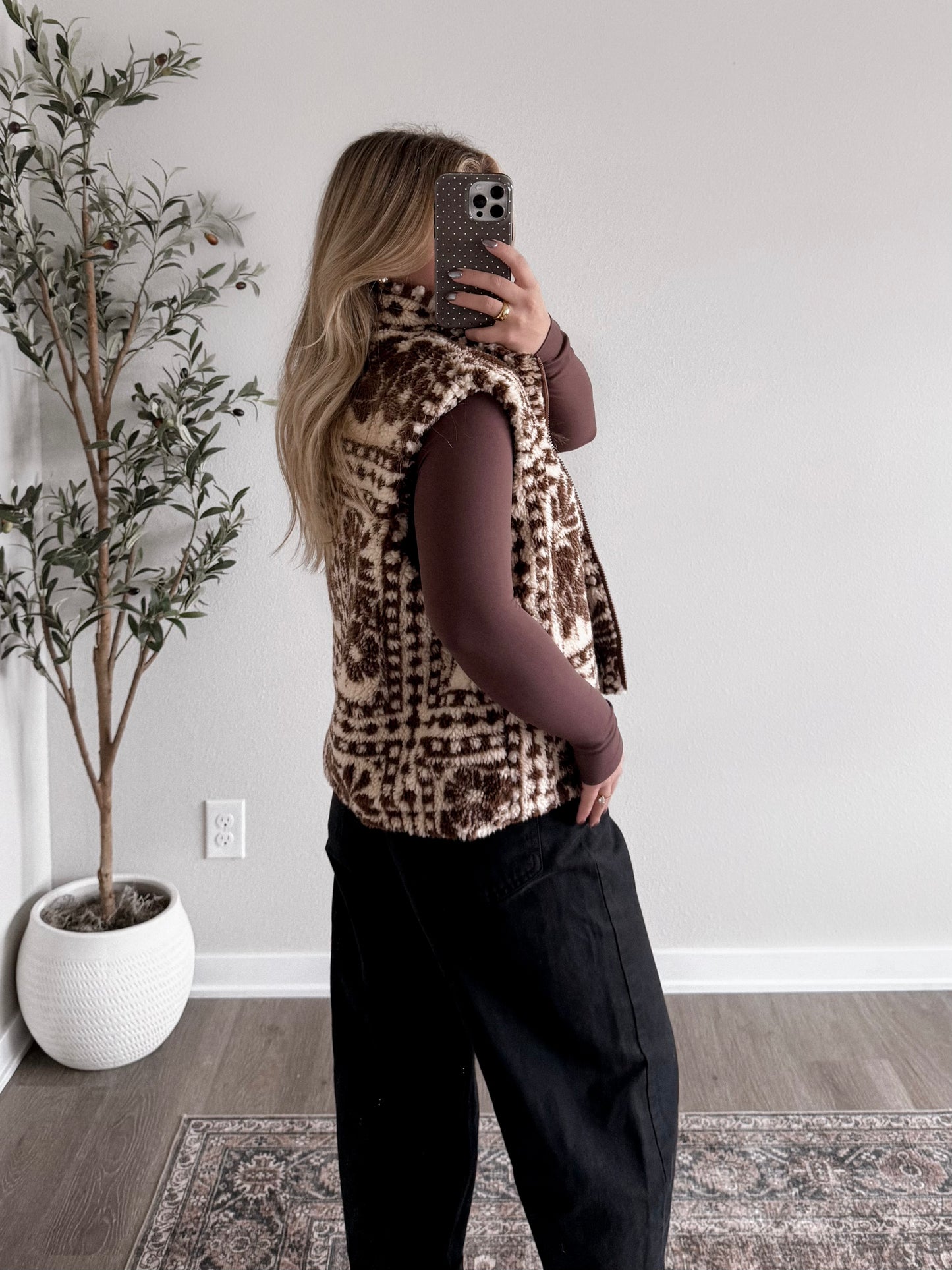 Cedar Ridge Sherpa Vest