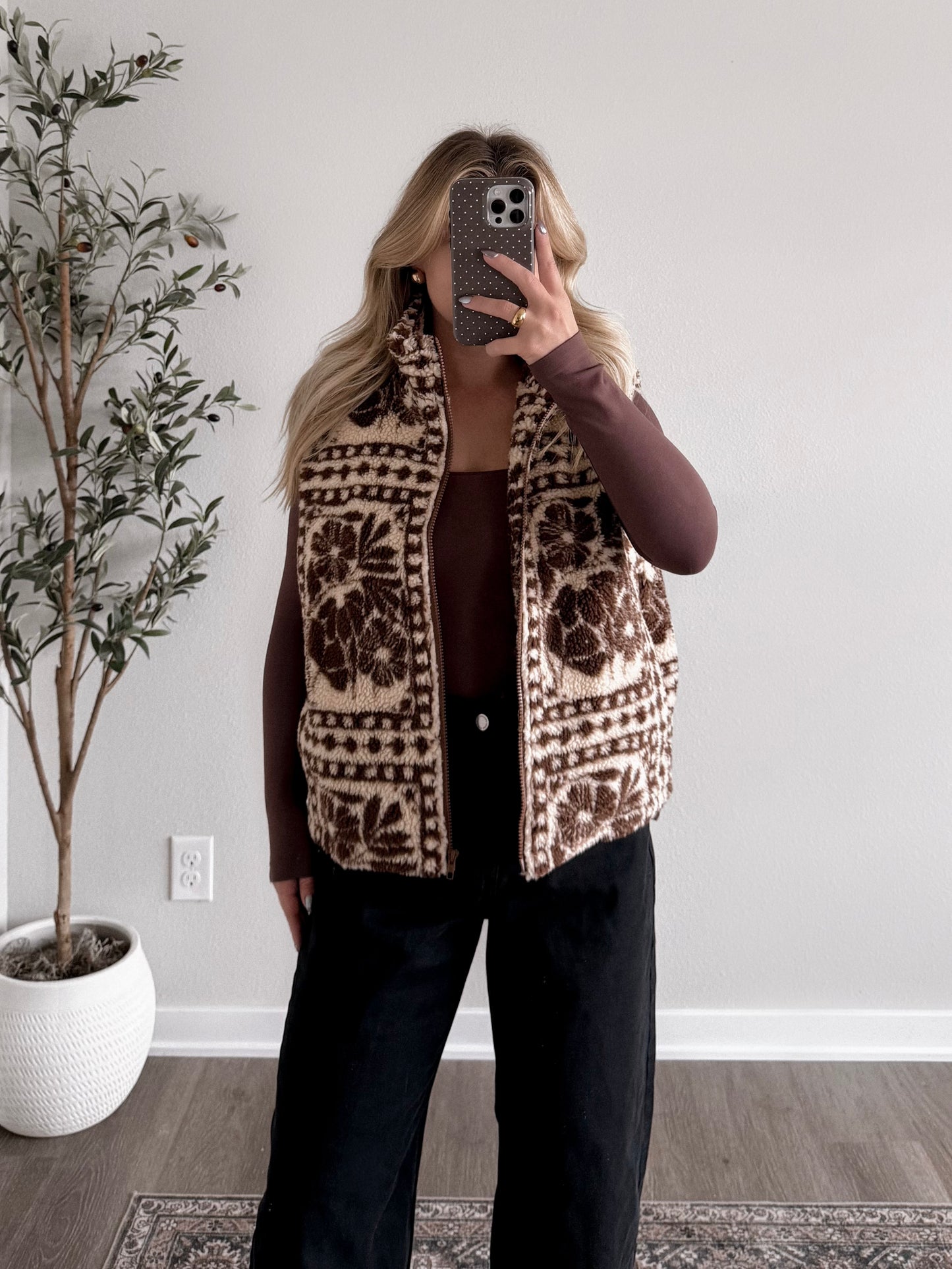 Cedar Ridge Sherpa Vest