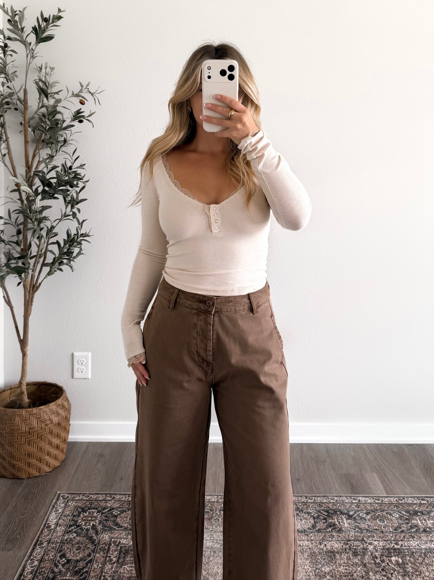 Sunday Lace Basic Top (Restocking 8.17)