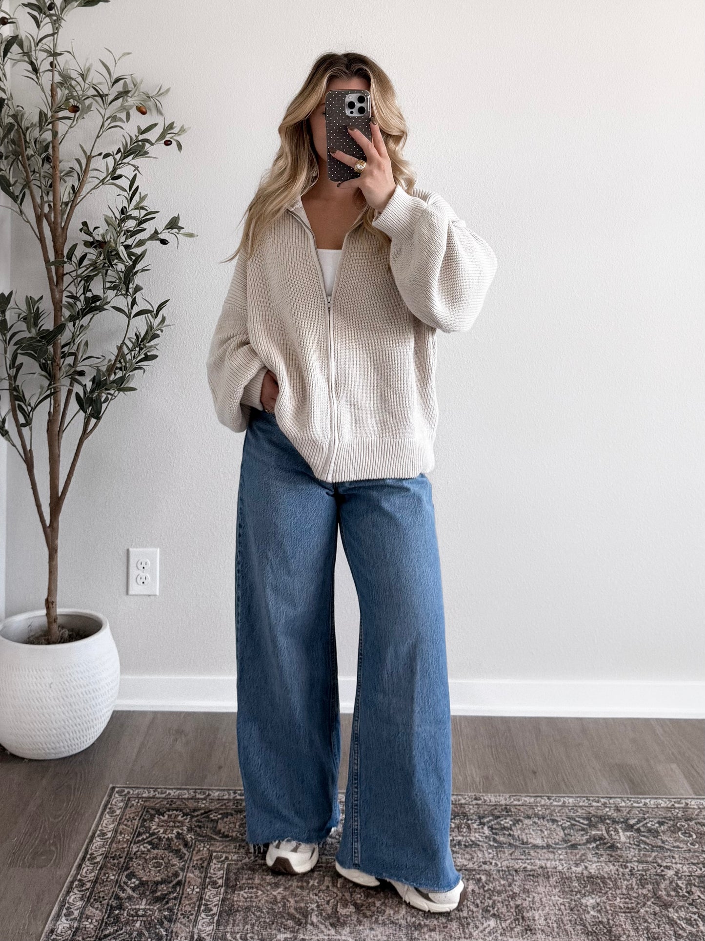 Coffehouse Zip Cardigan / Taupe