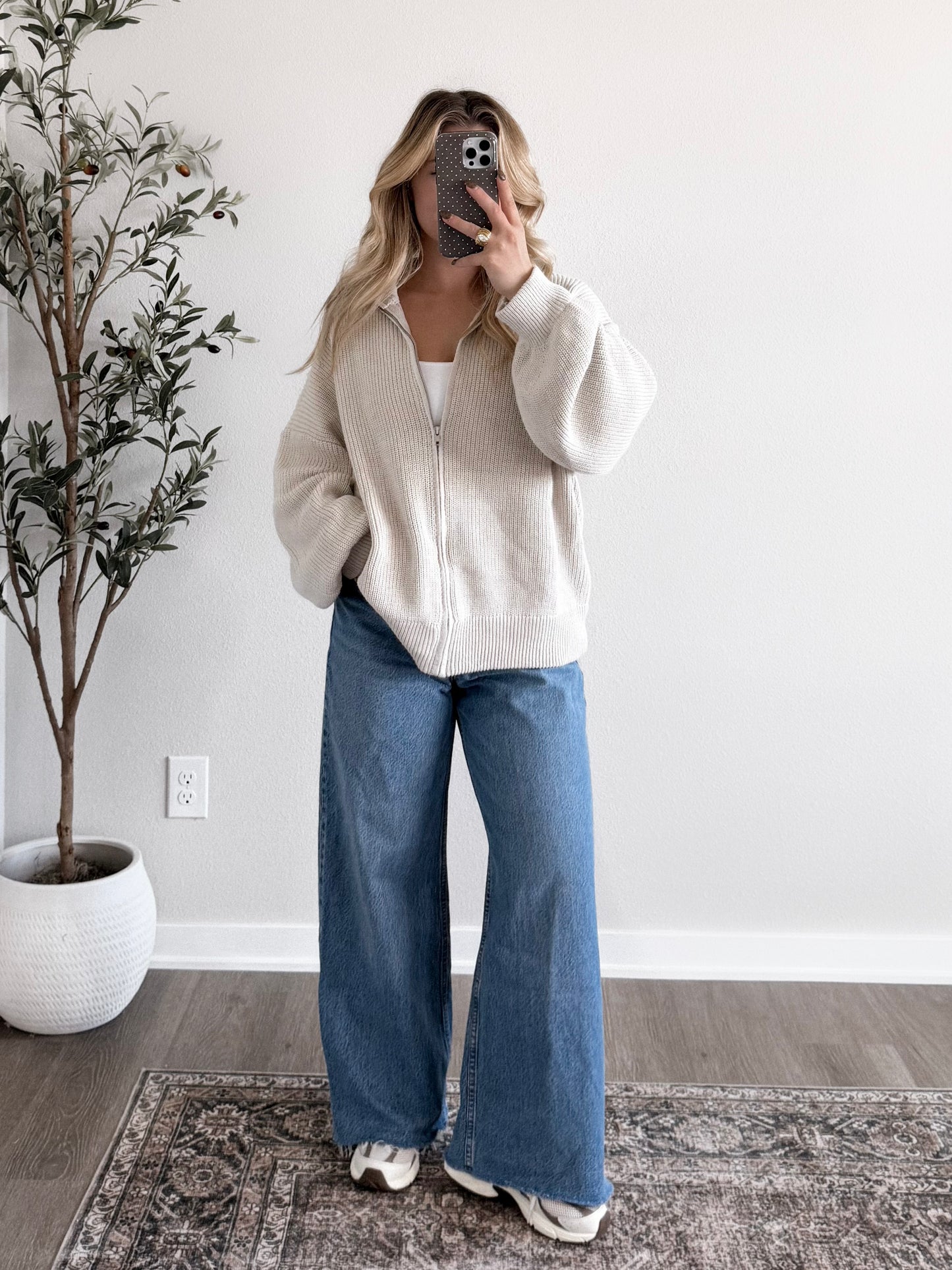 Coffehouse Zip Cardigan / Taupe