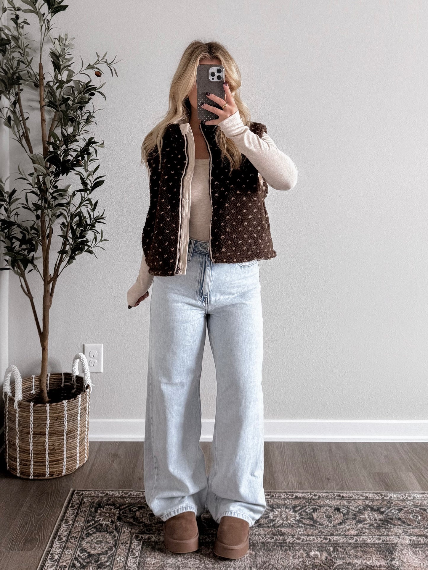 Coco Dot Sherpa Vest / Deep Brown