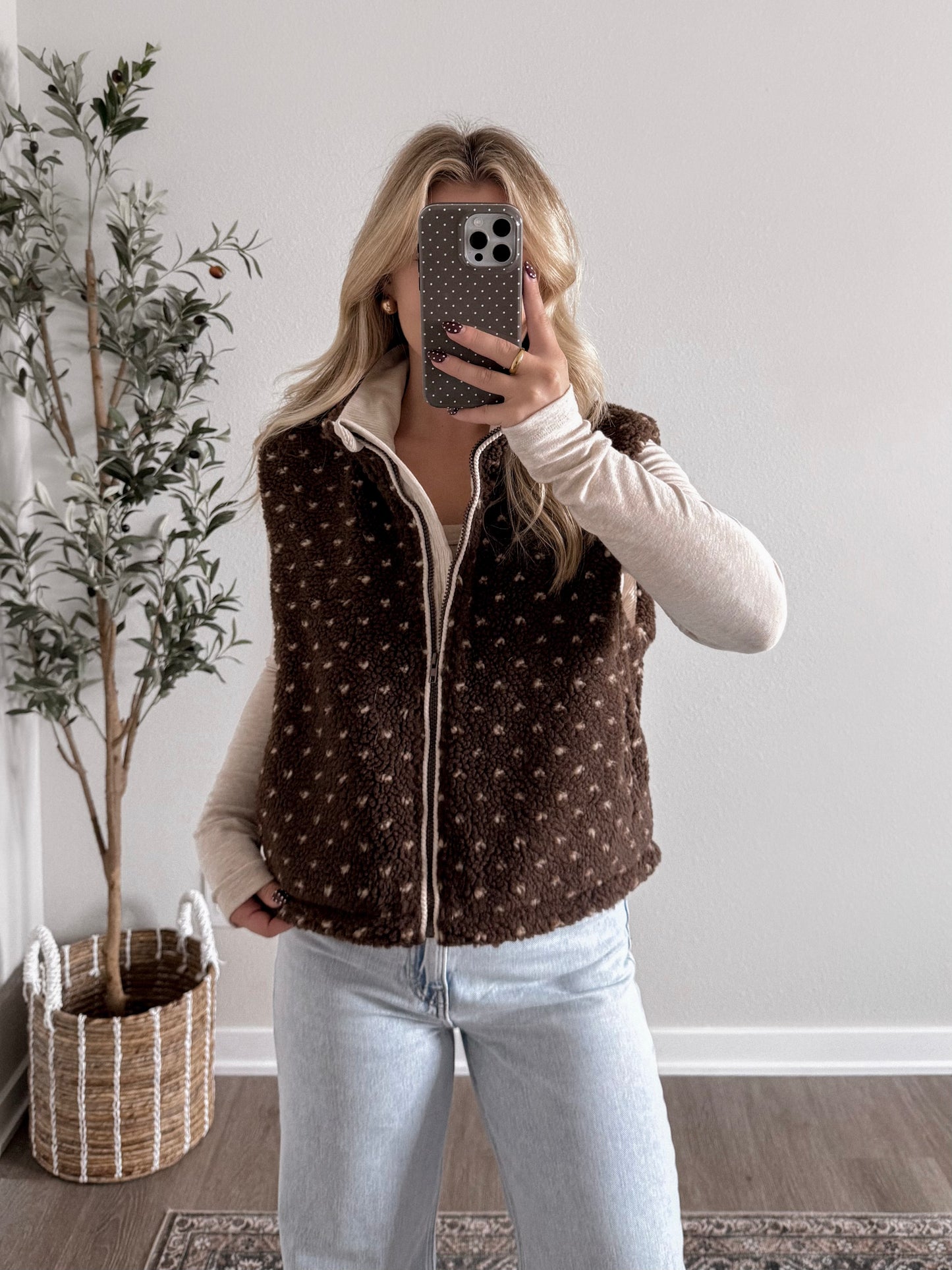Coco Dot Sherpa Vest / Deep Brown