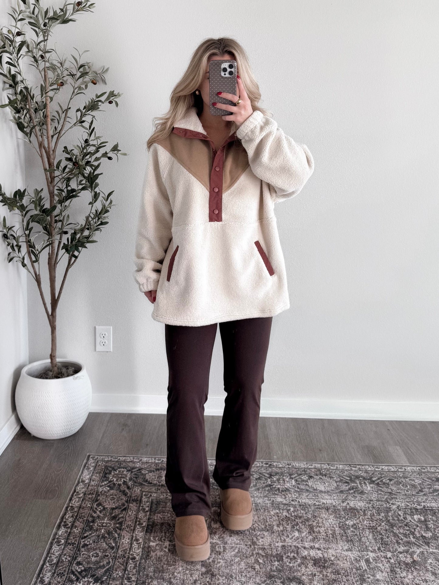 Offset Fleece Pullover