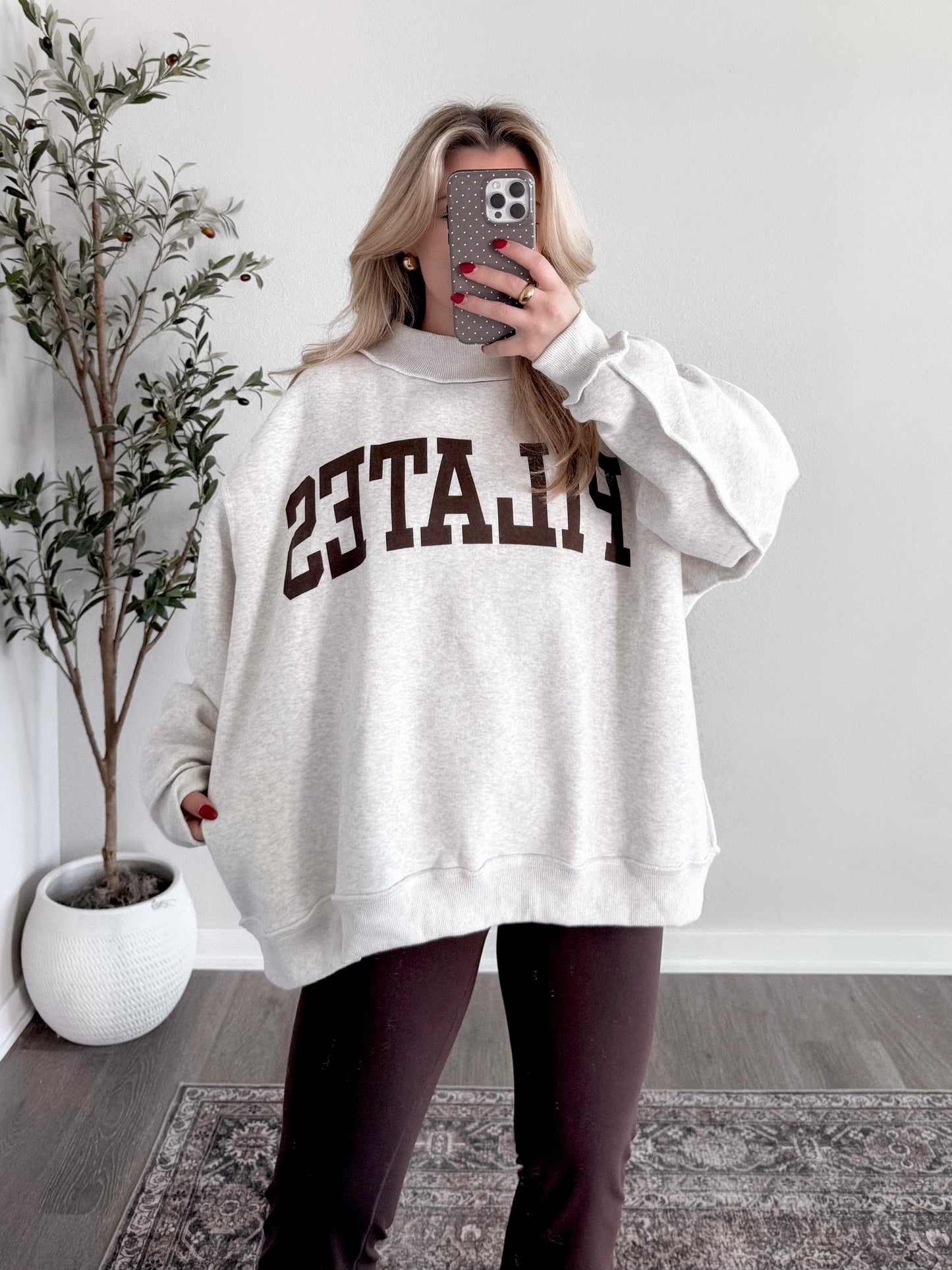 Pilates / Yoga Reversible Pullover (Brown)