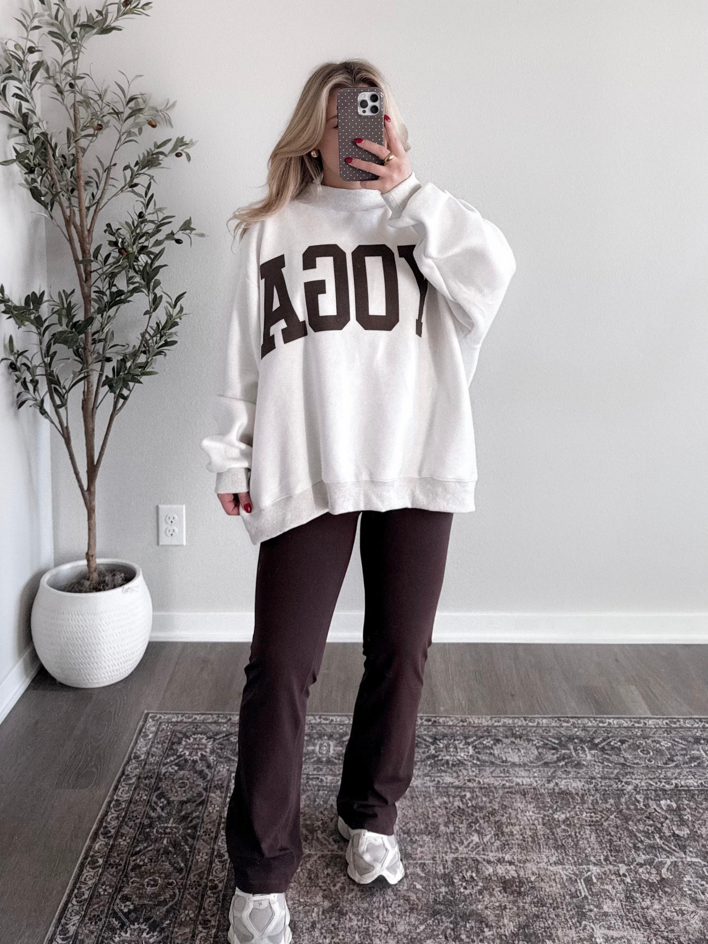 Pilates / Yoga Reversible Pullover (Brown)