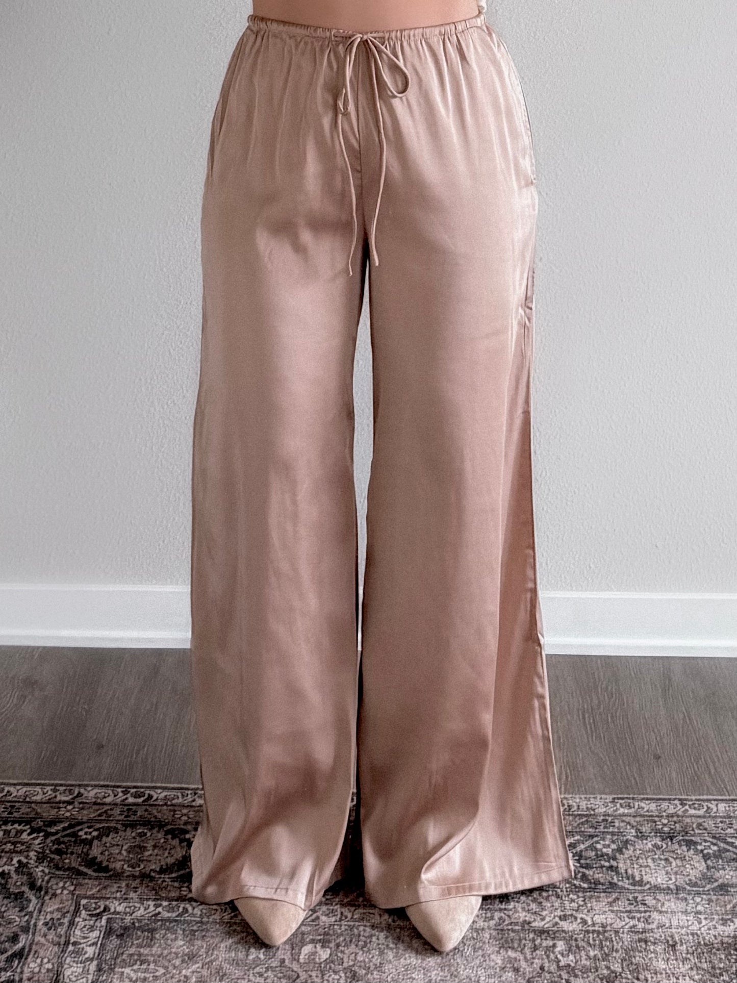 Élan Satin Wide Leg Pant / Neutral Final Sale